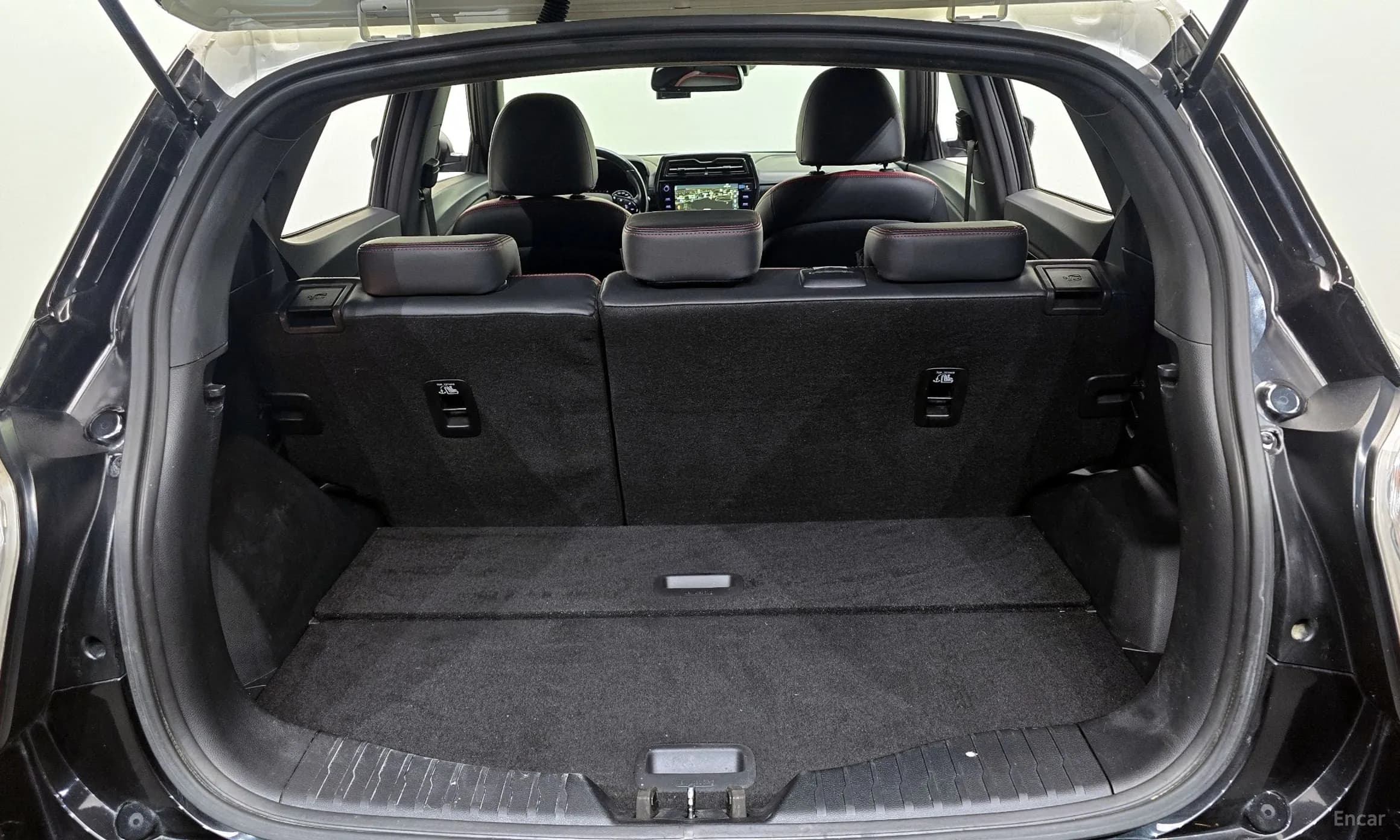 Berry New Tivoli