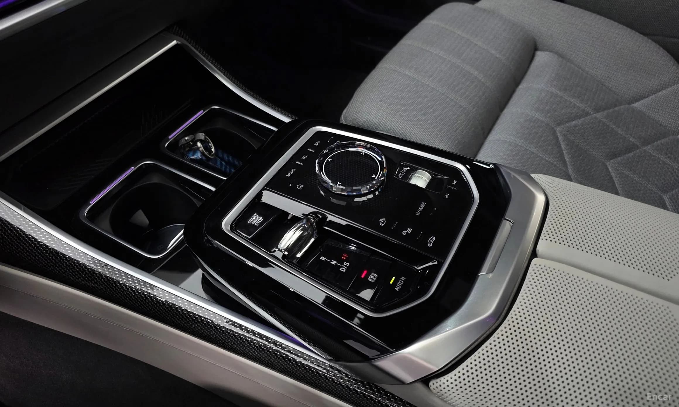 7 Series (G70)