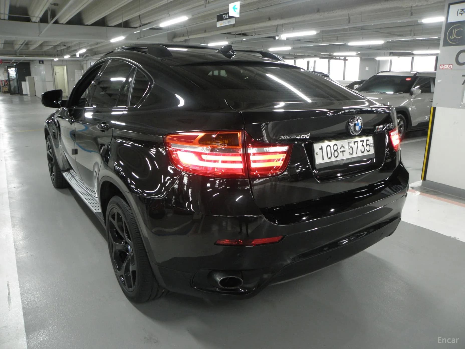 X6 (E71)