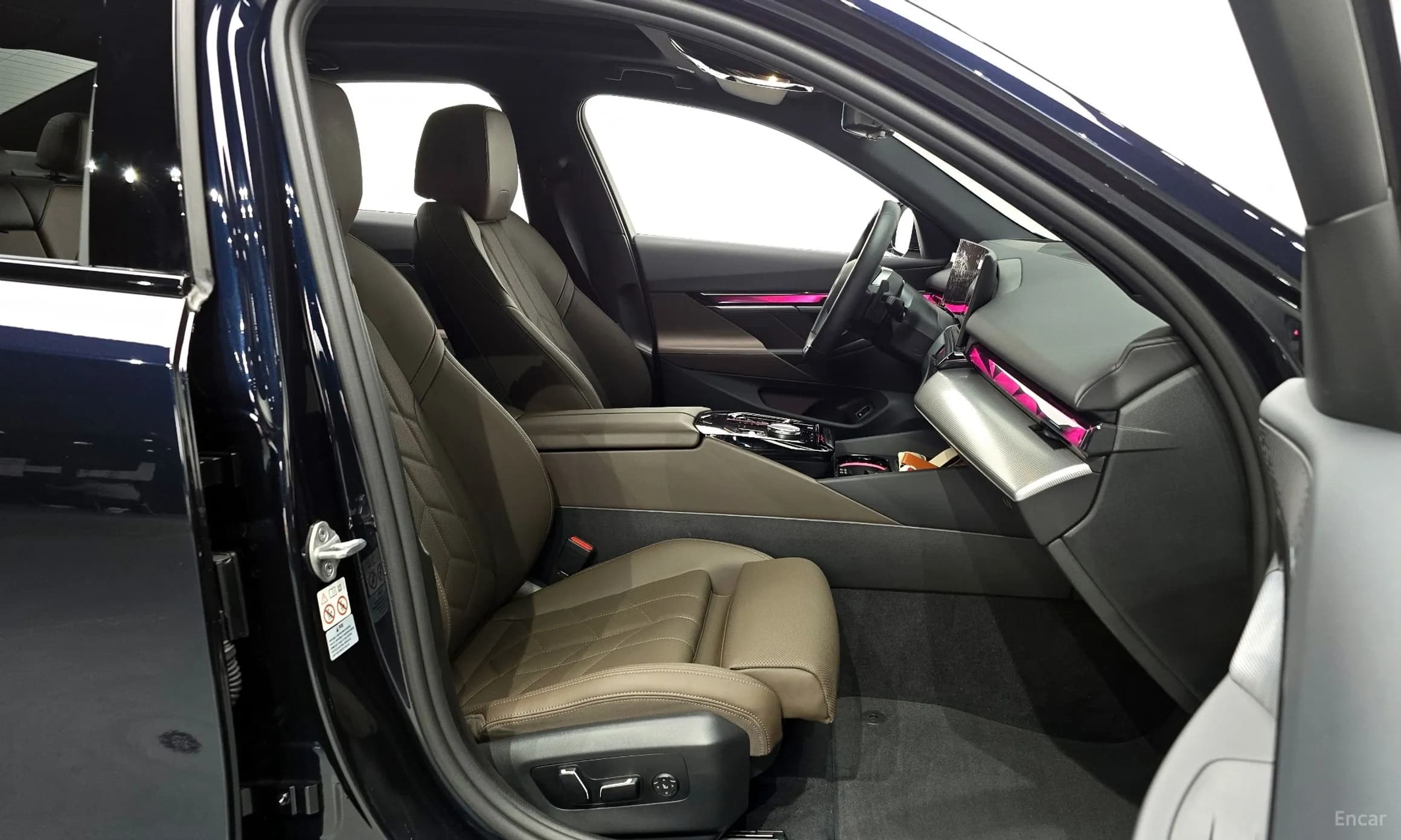 5 Series (G60)