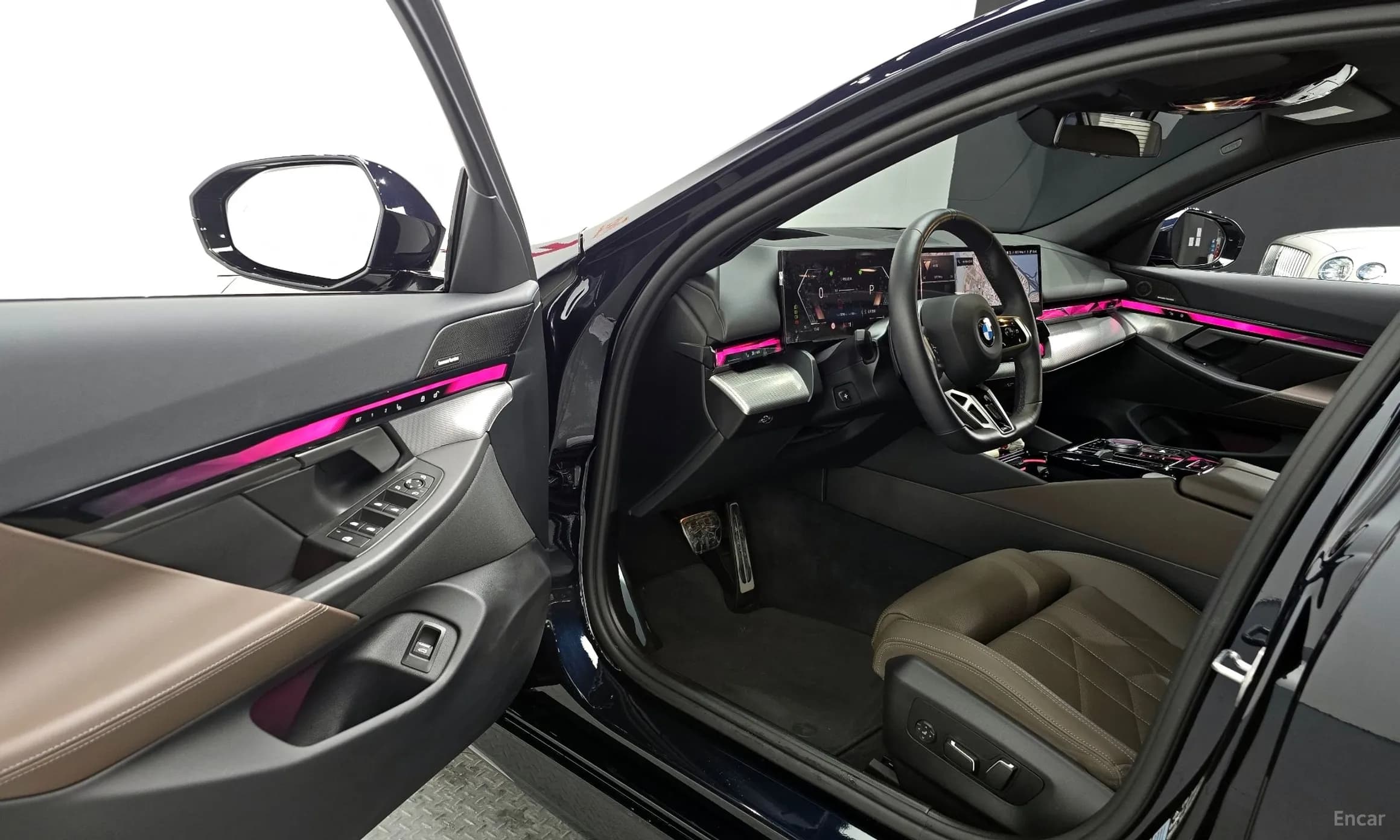 5 Series (G60)