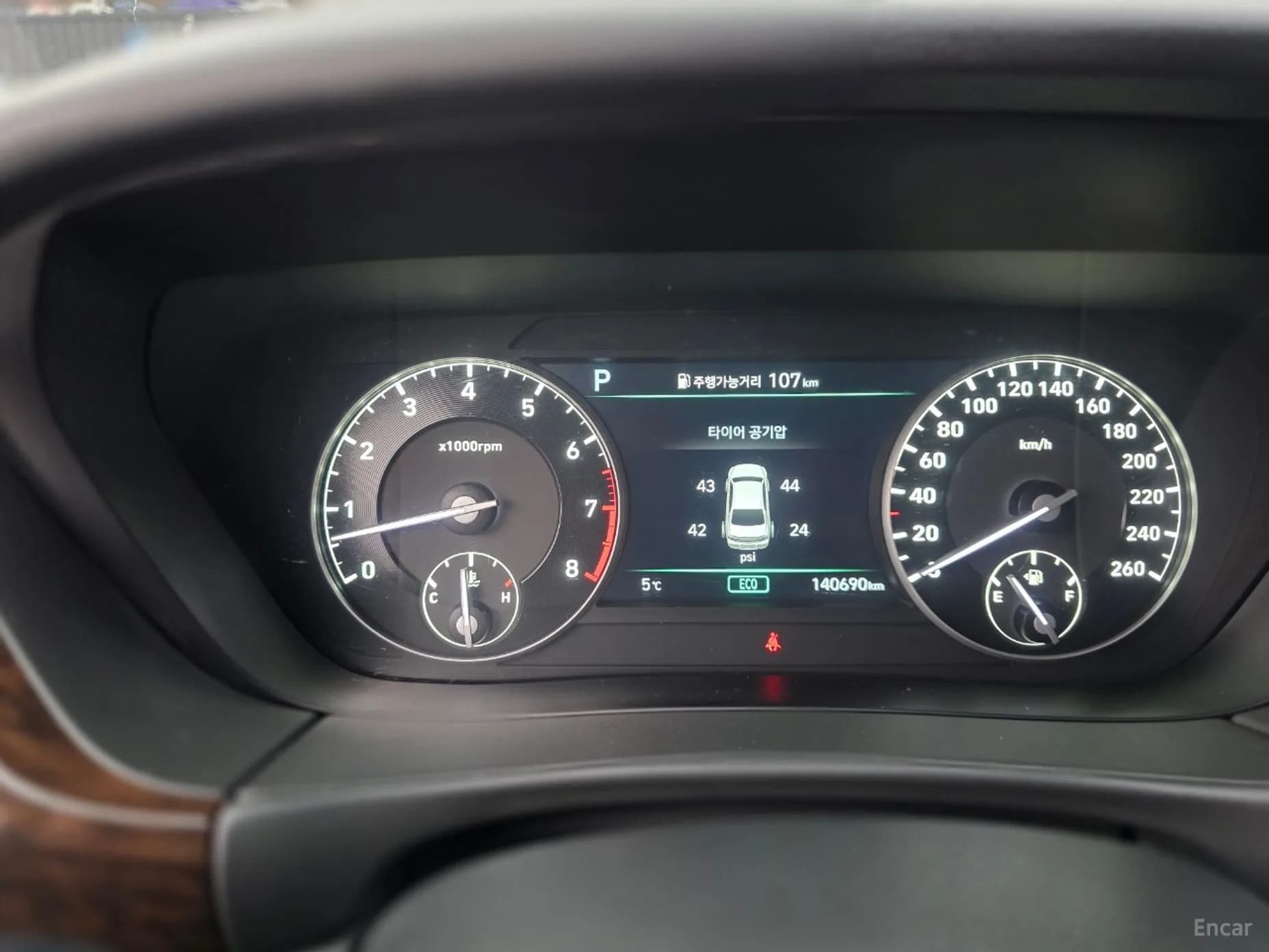 G90