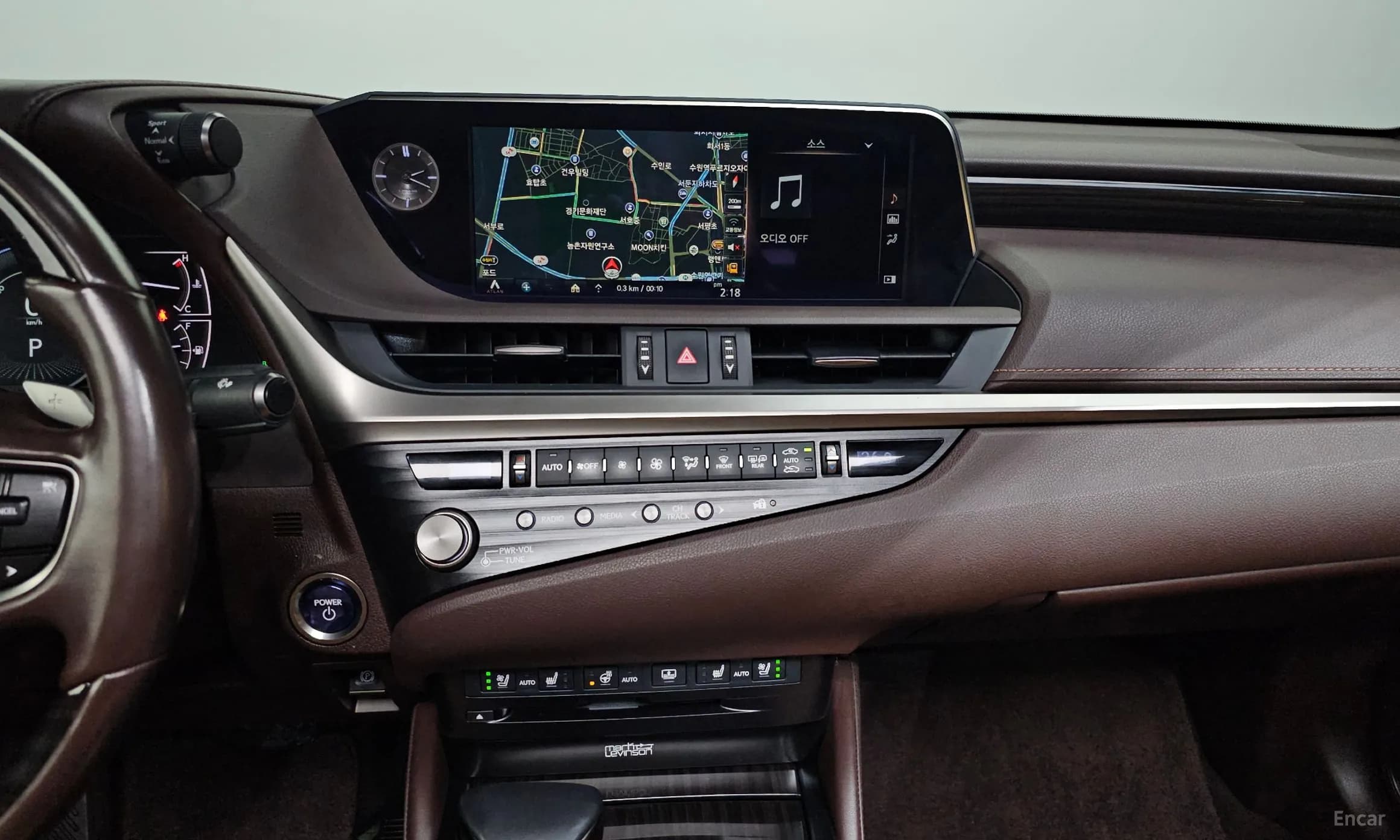 ES300h 7th Generation