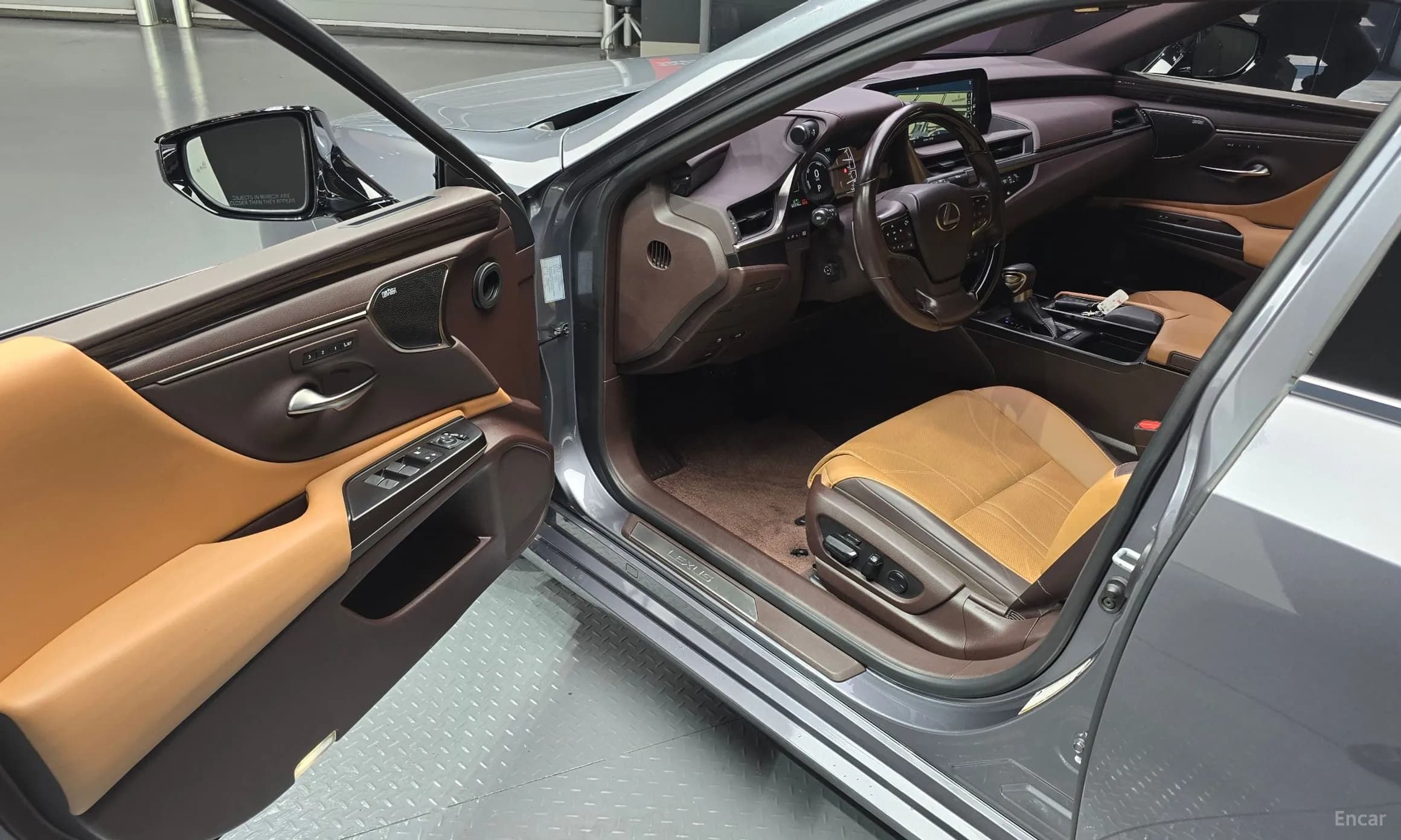 ES300h 7th Generation