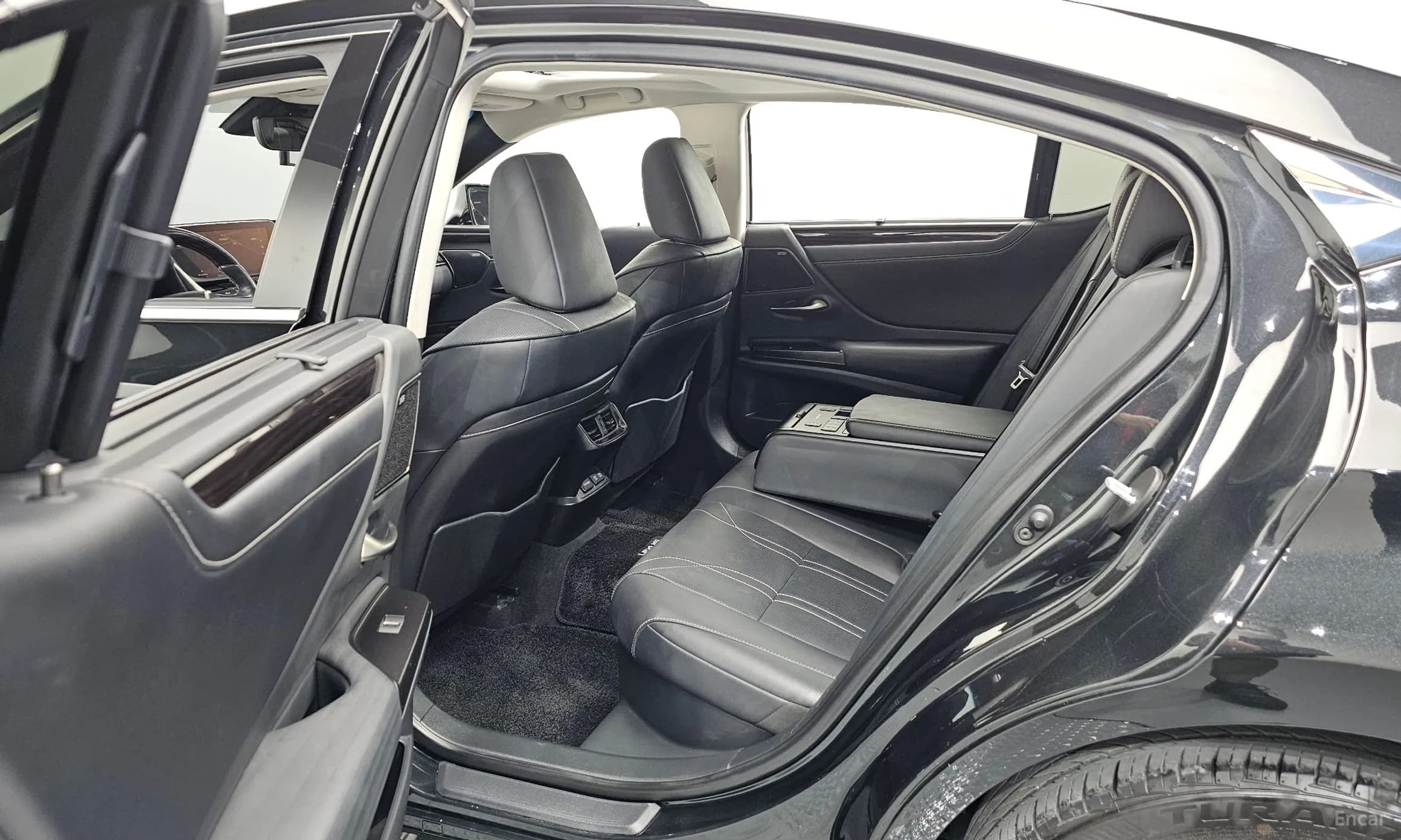 ES300h 7th Generation