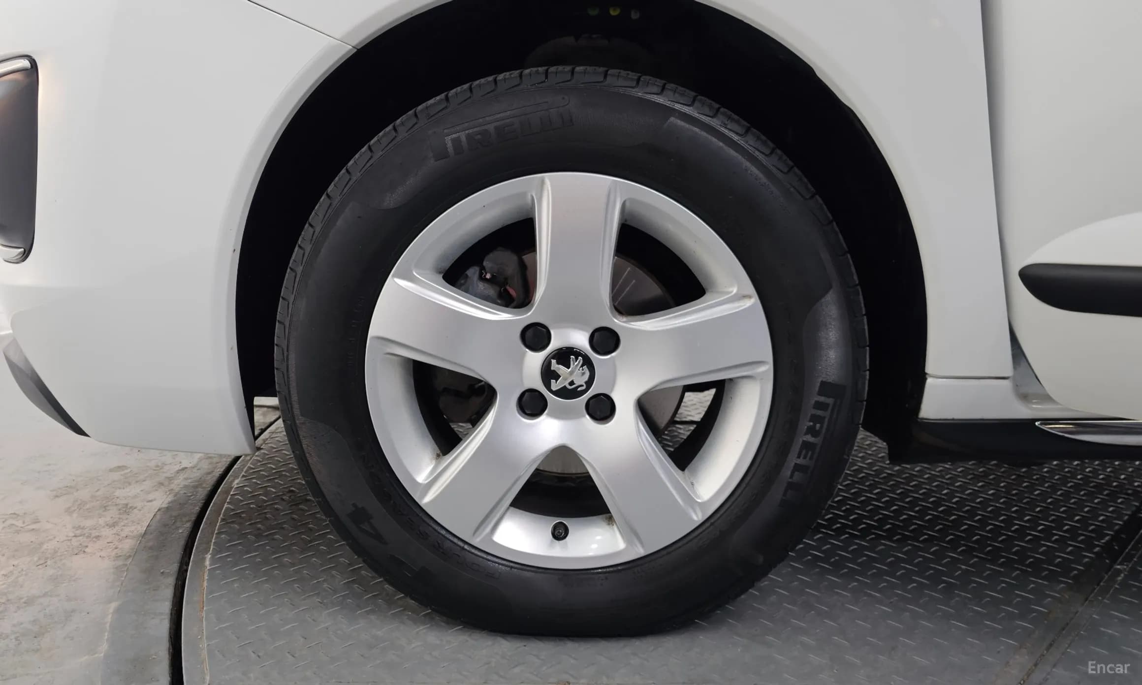 m1Bw200E2YqeygG33_dc2:3007