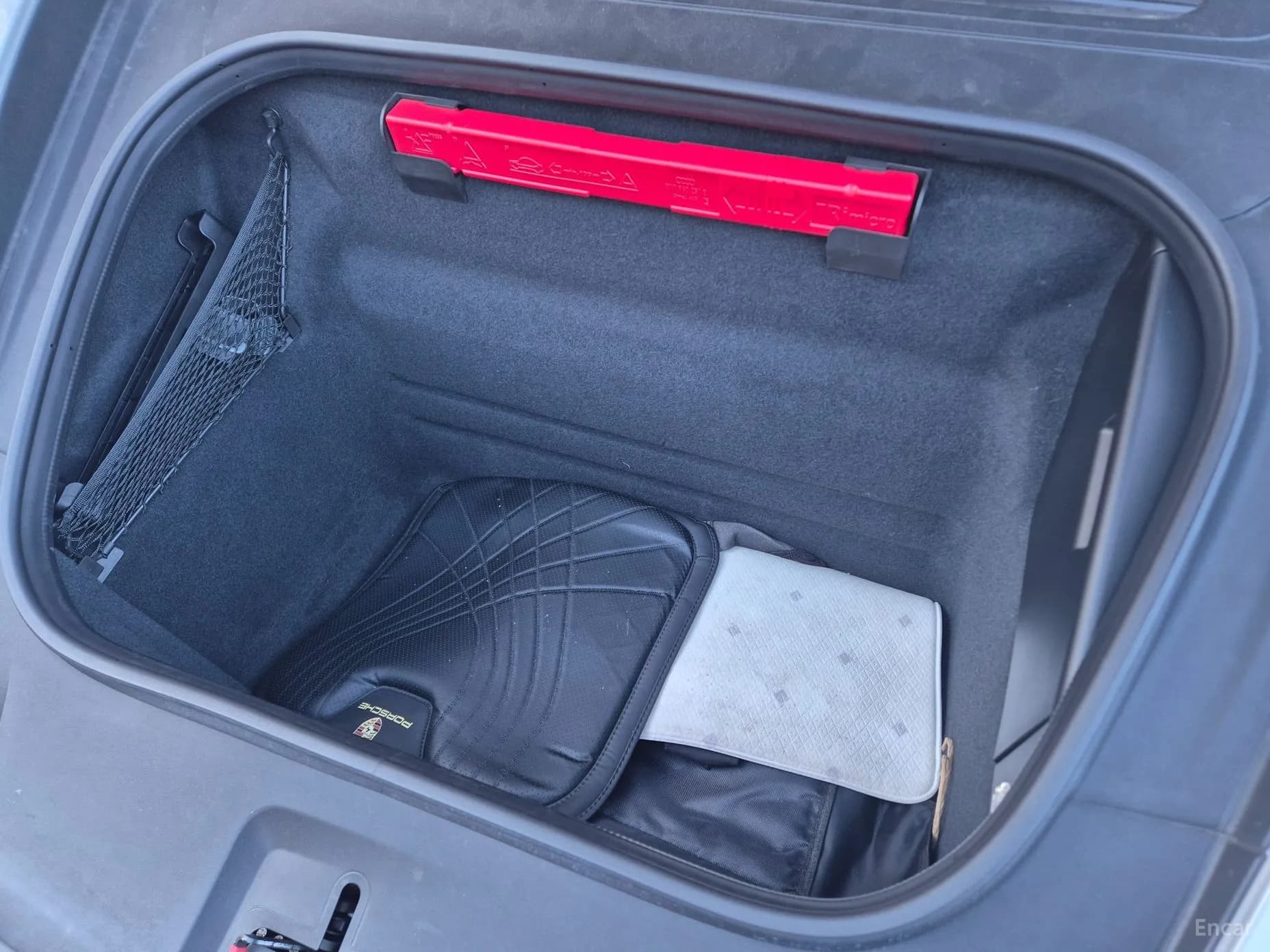 911 (992)