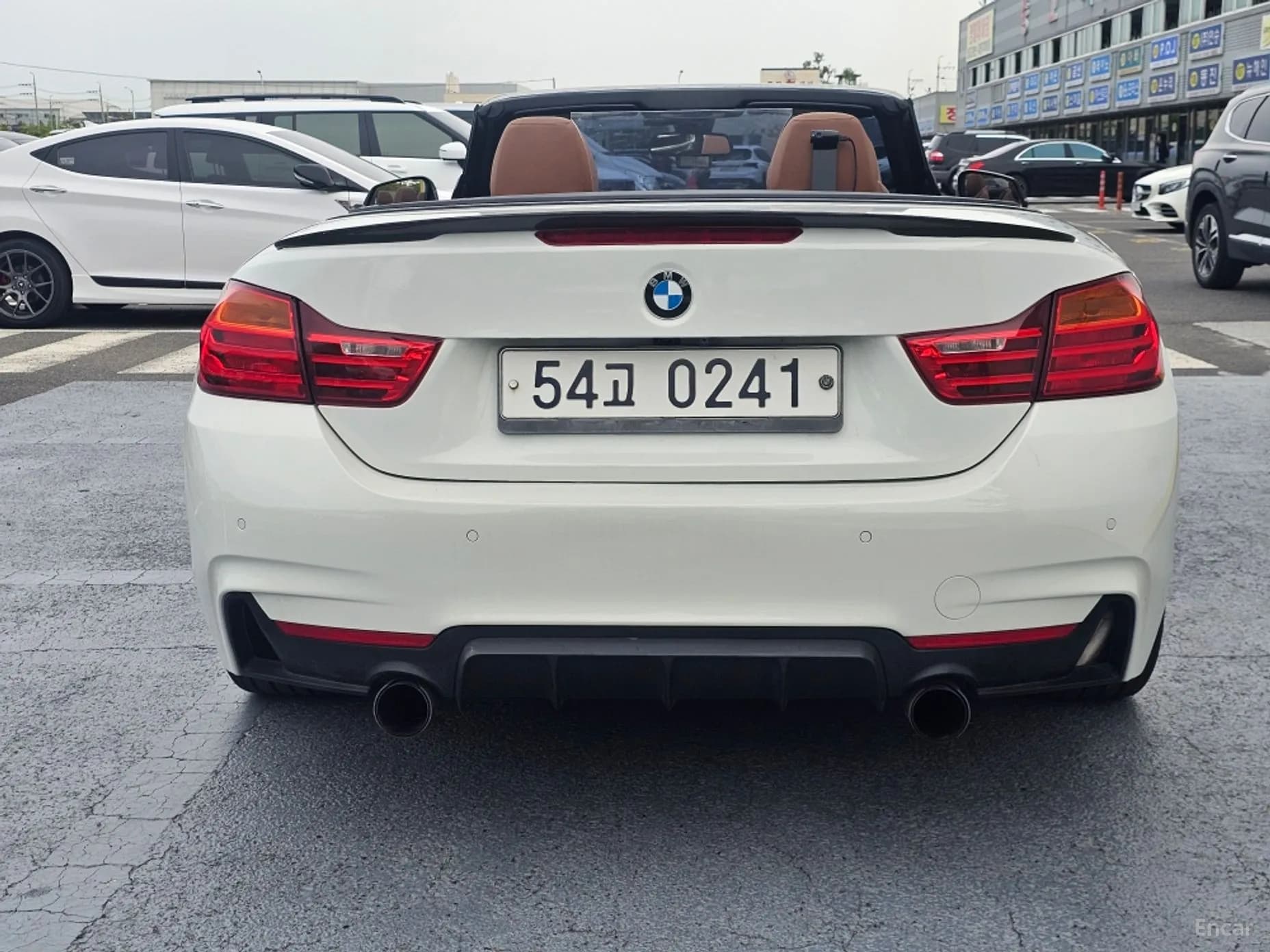 Series 4 (F32)