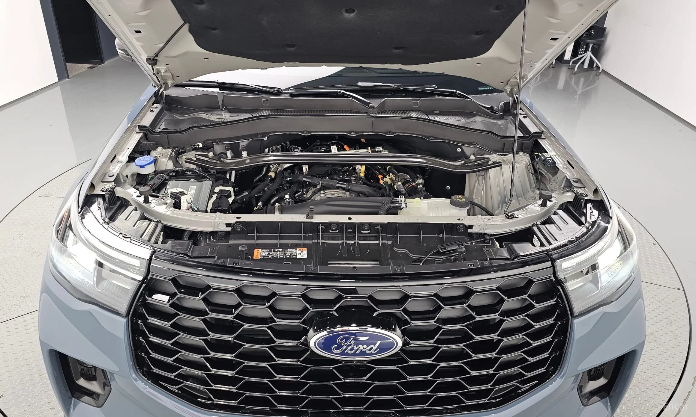 Explorer 6th Generation