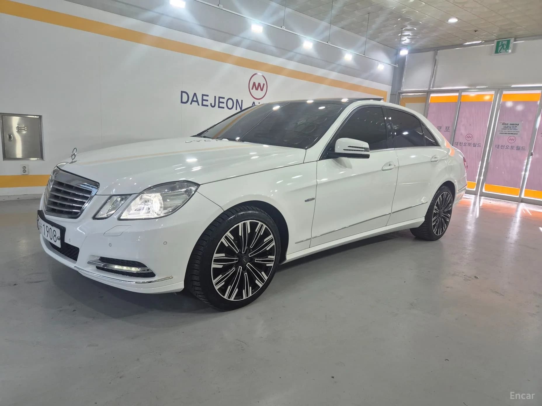 E-Class W212