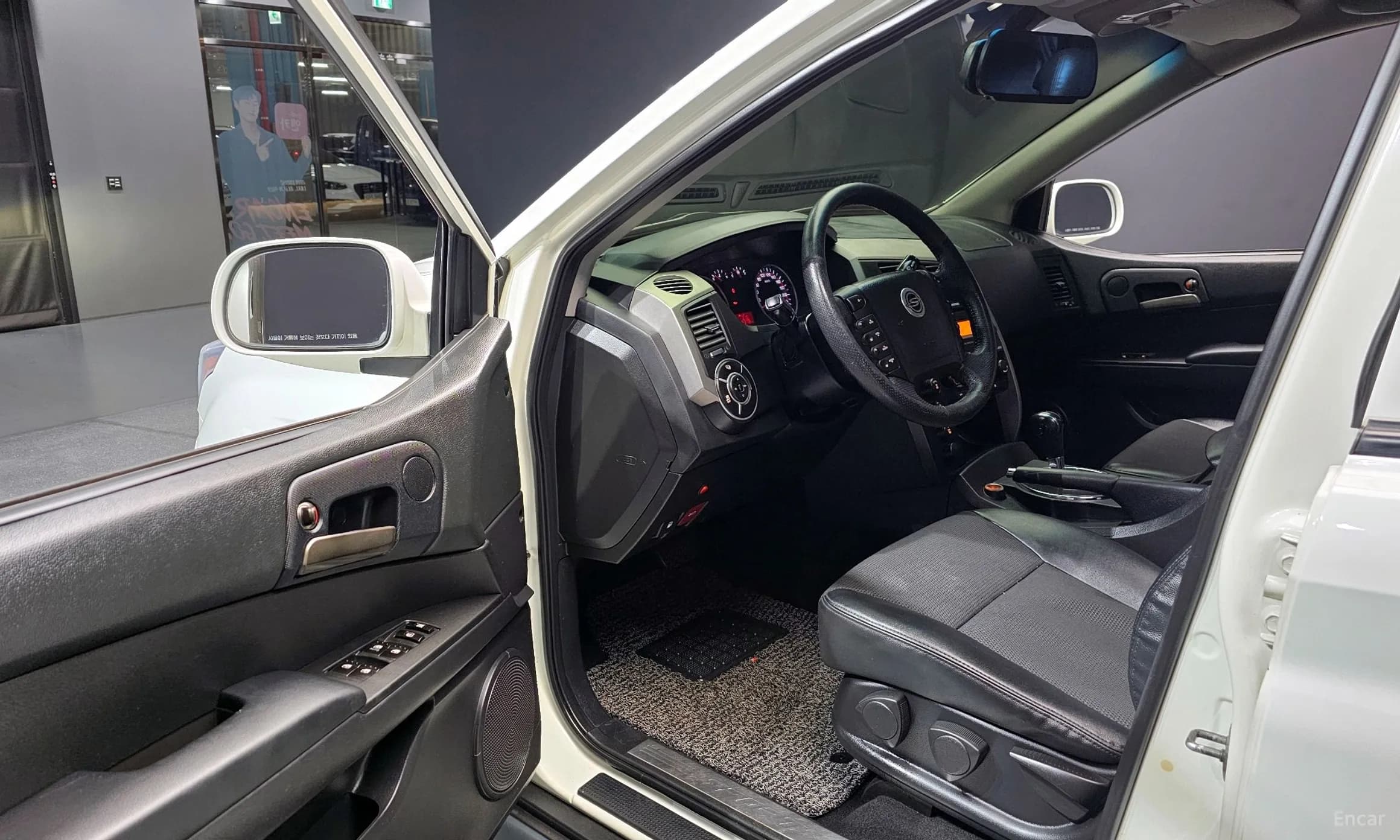 Korando Sports