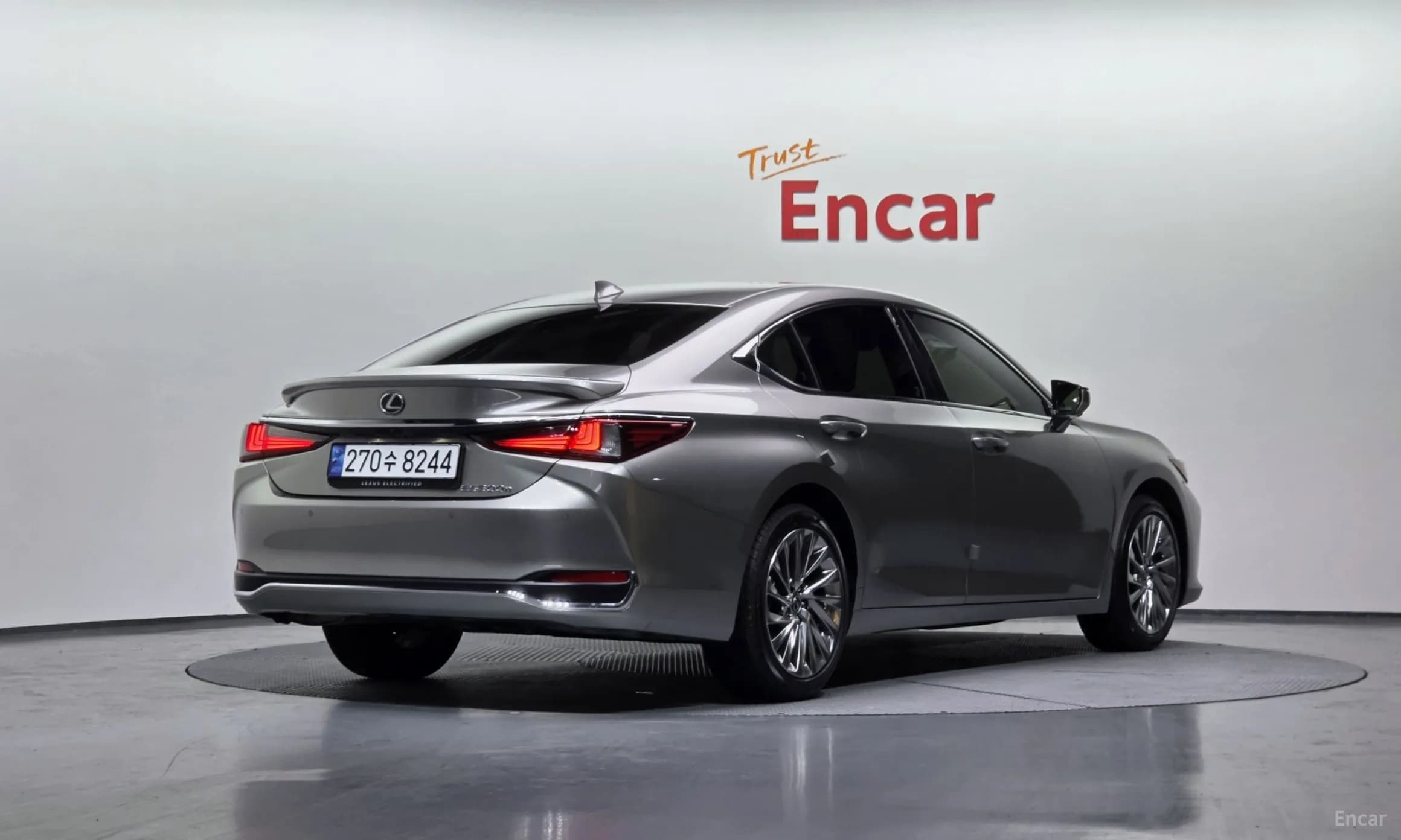 ES300h 7th Generation