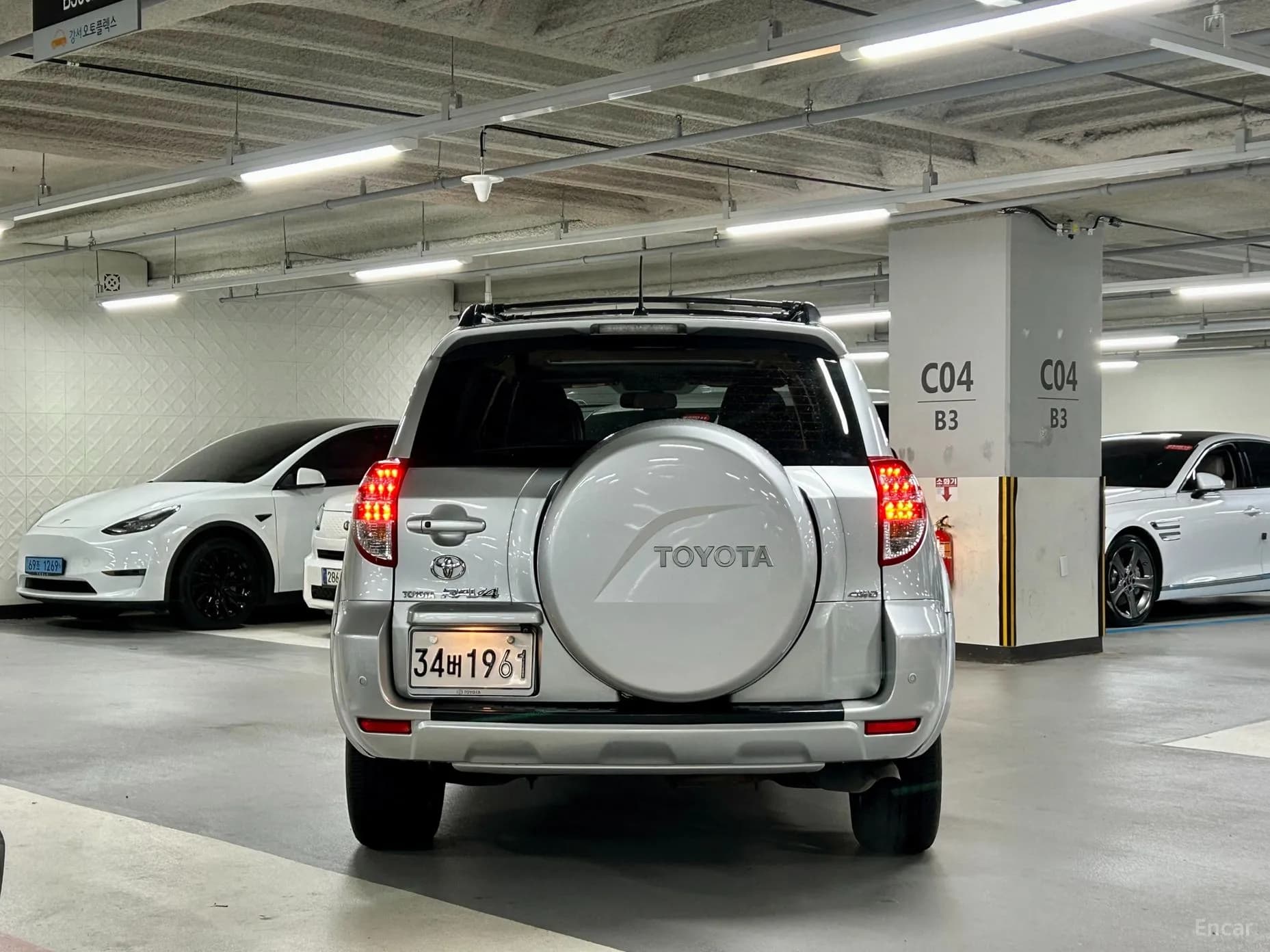 RAV4