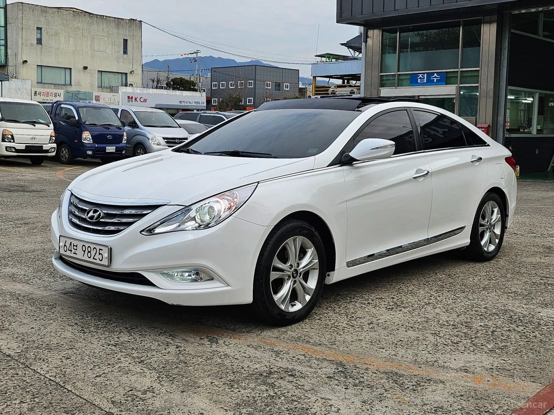 YF Sonata