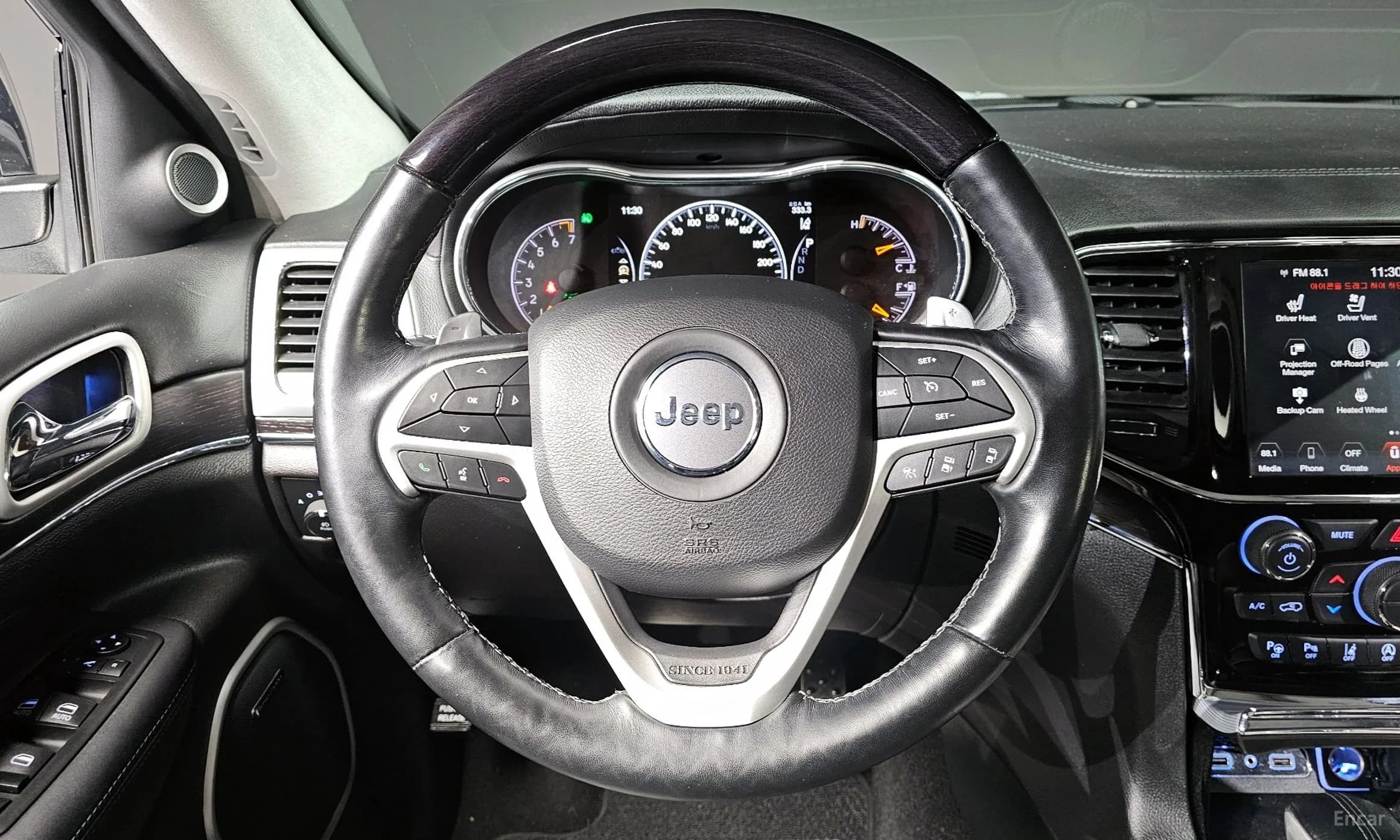 Grand Cherokee