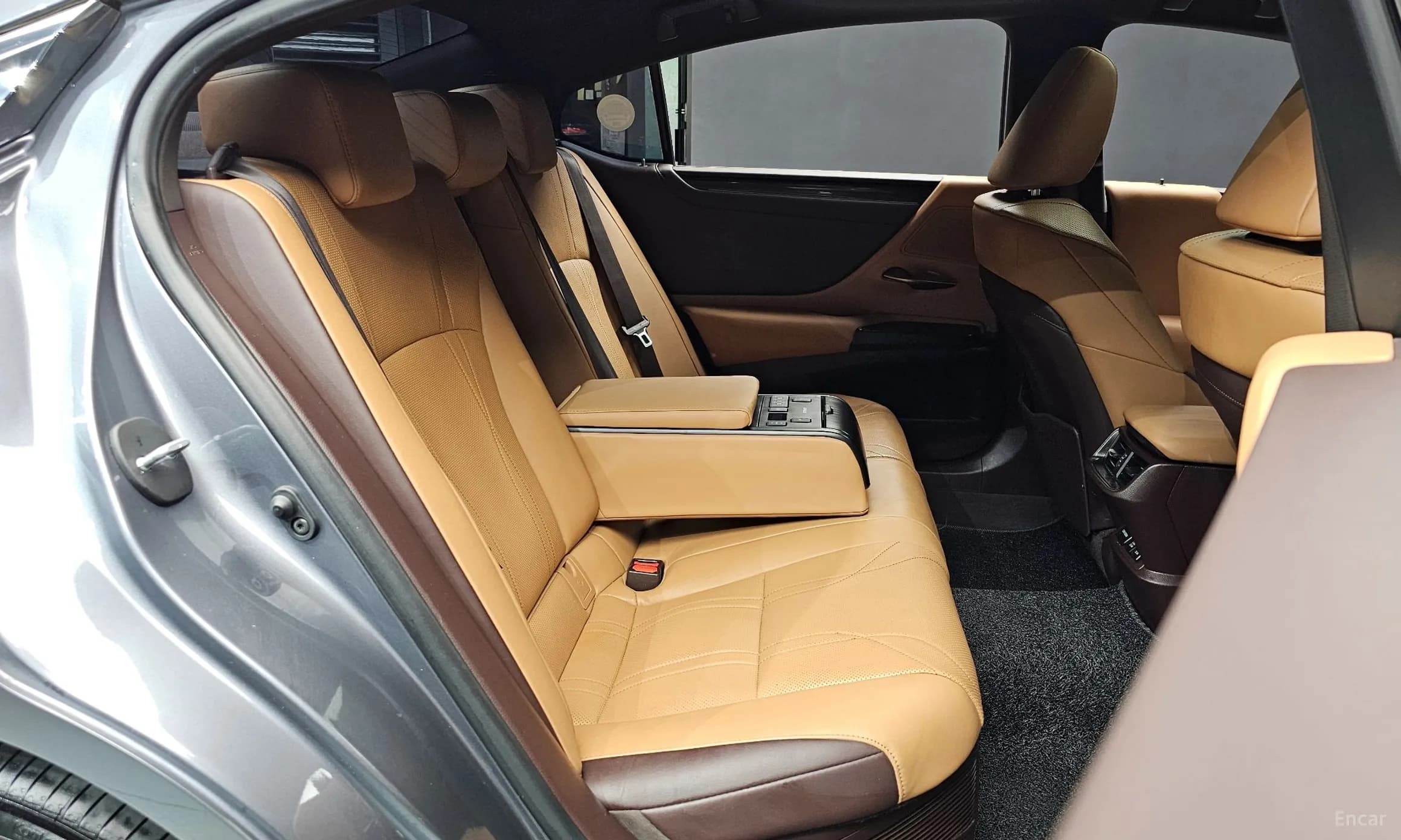 ES300h 7th Generation