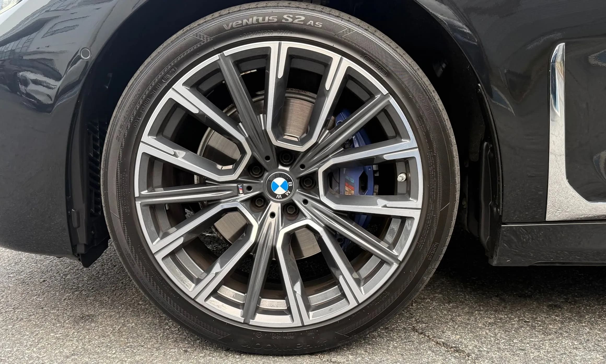 7 Series (G11)