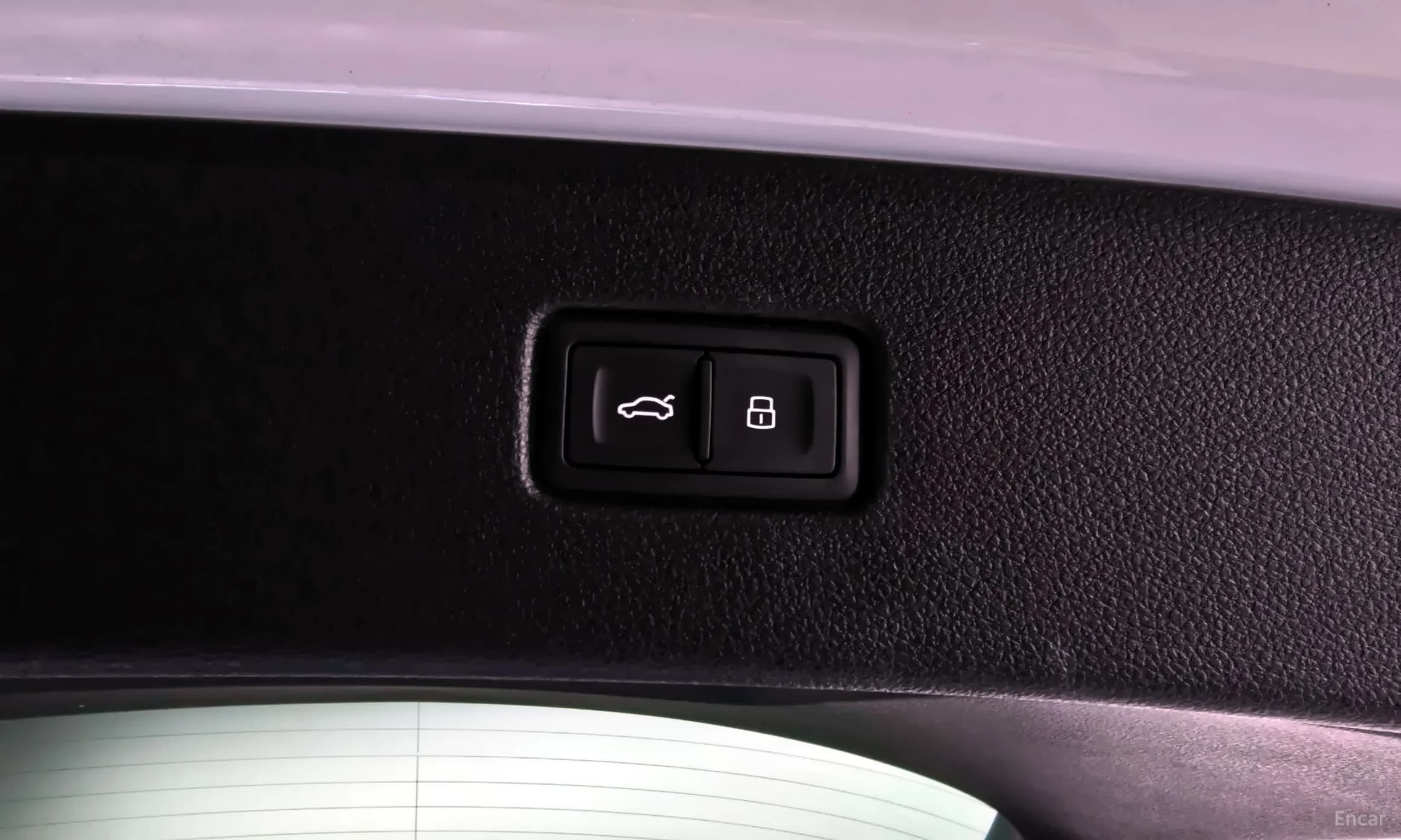 Q7 (4M)
