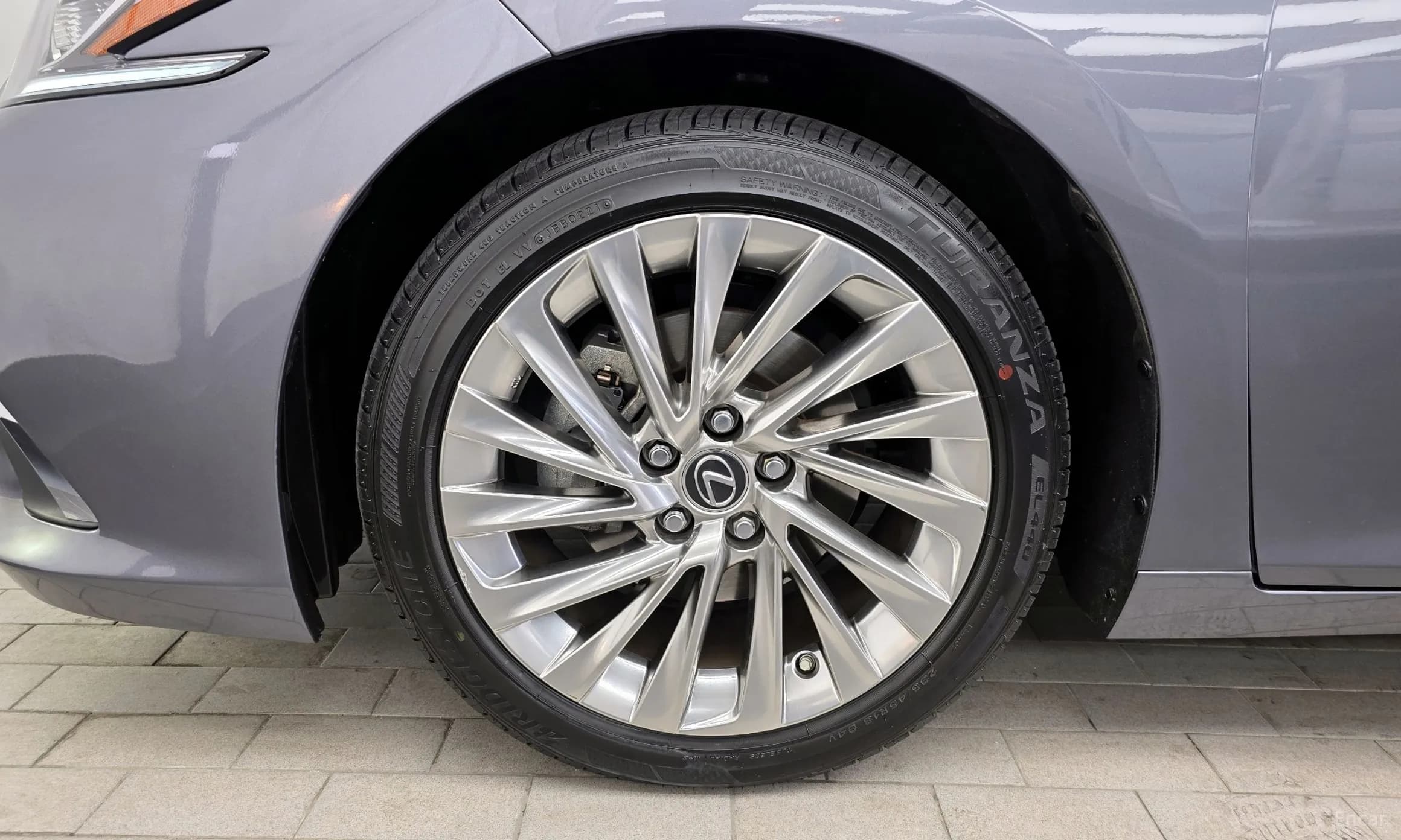 ES300h 7th Generation