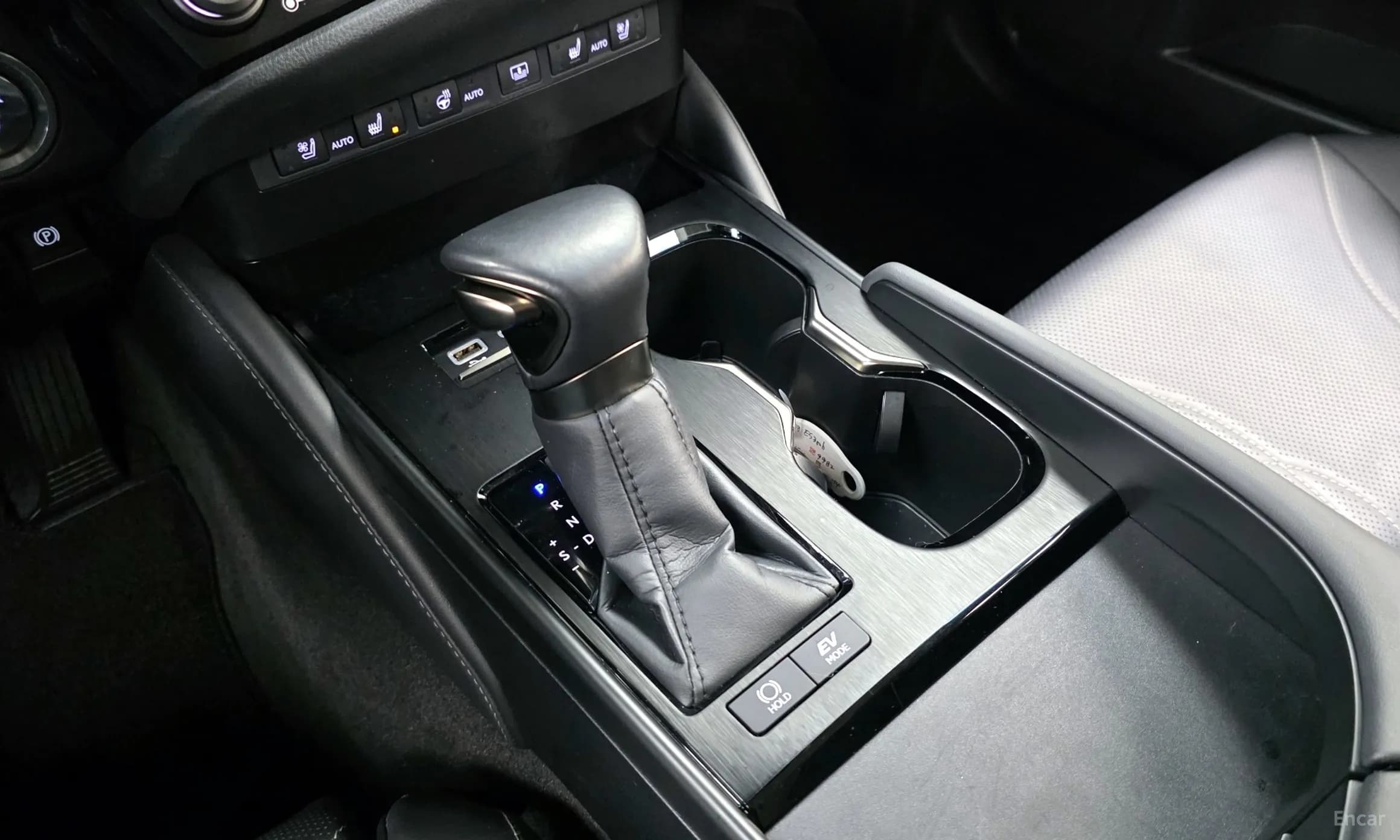 ES300h 7th Generation