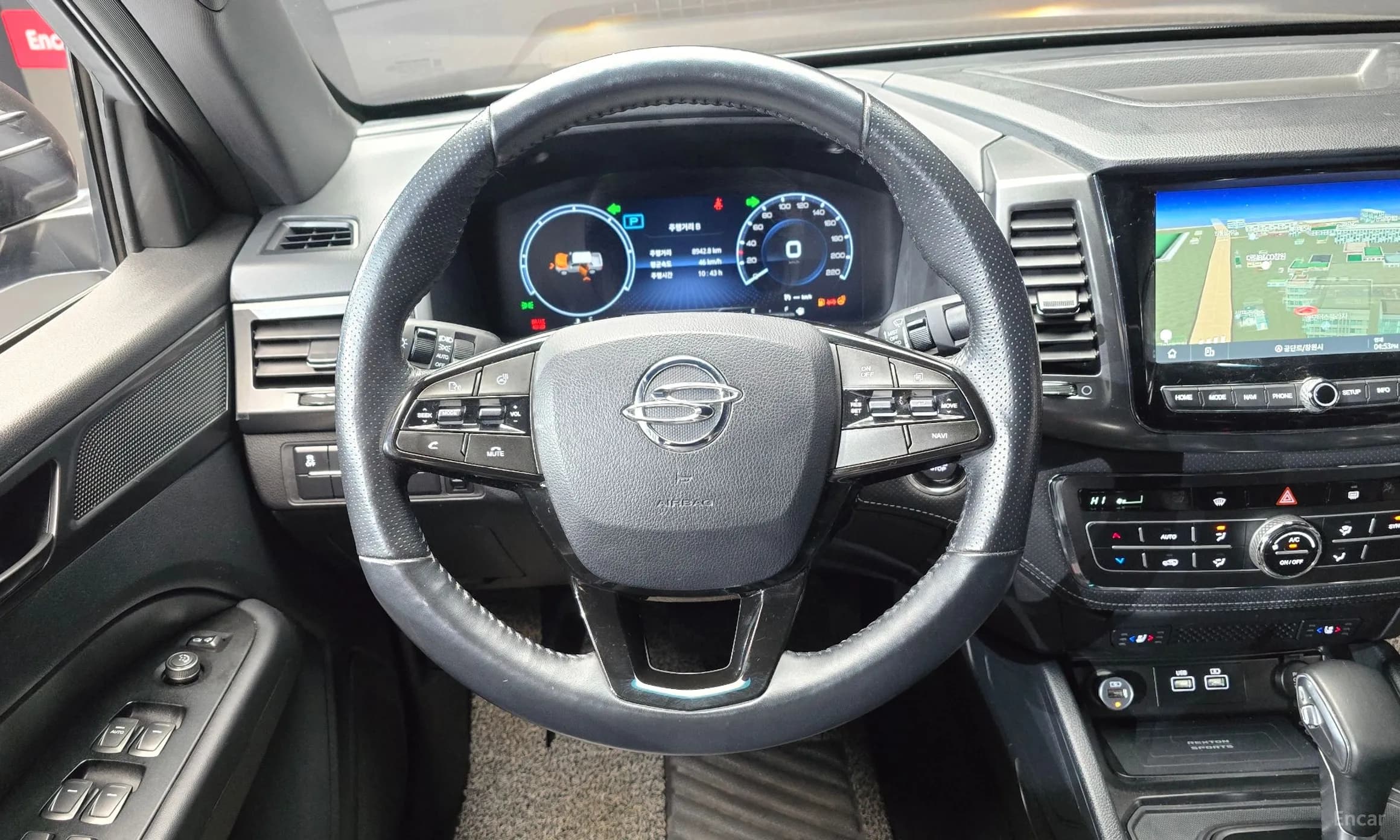 Rexton Sports Khan