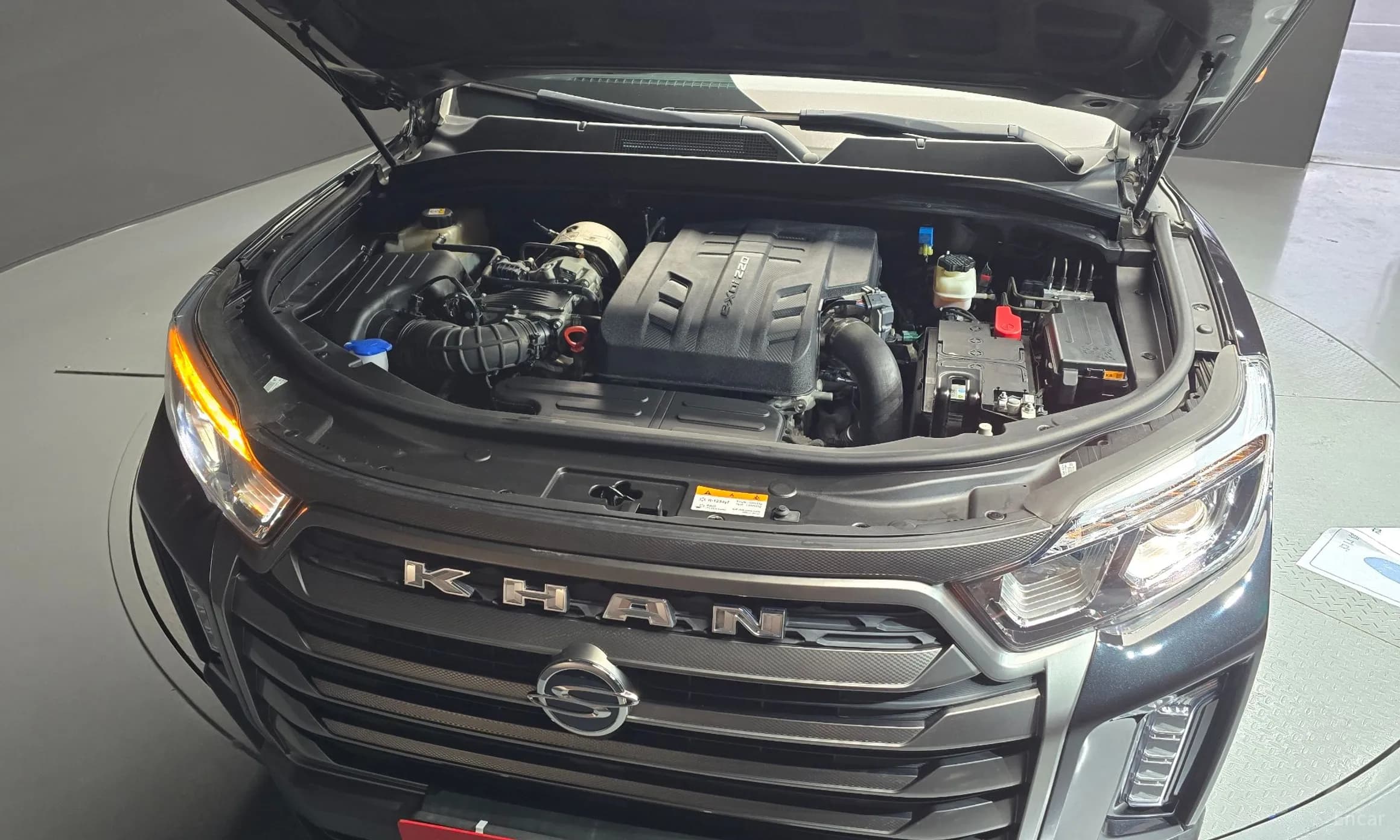 Rexton Sports Khan