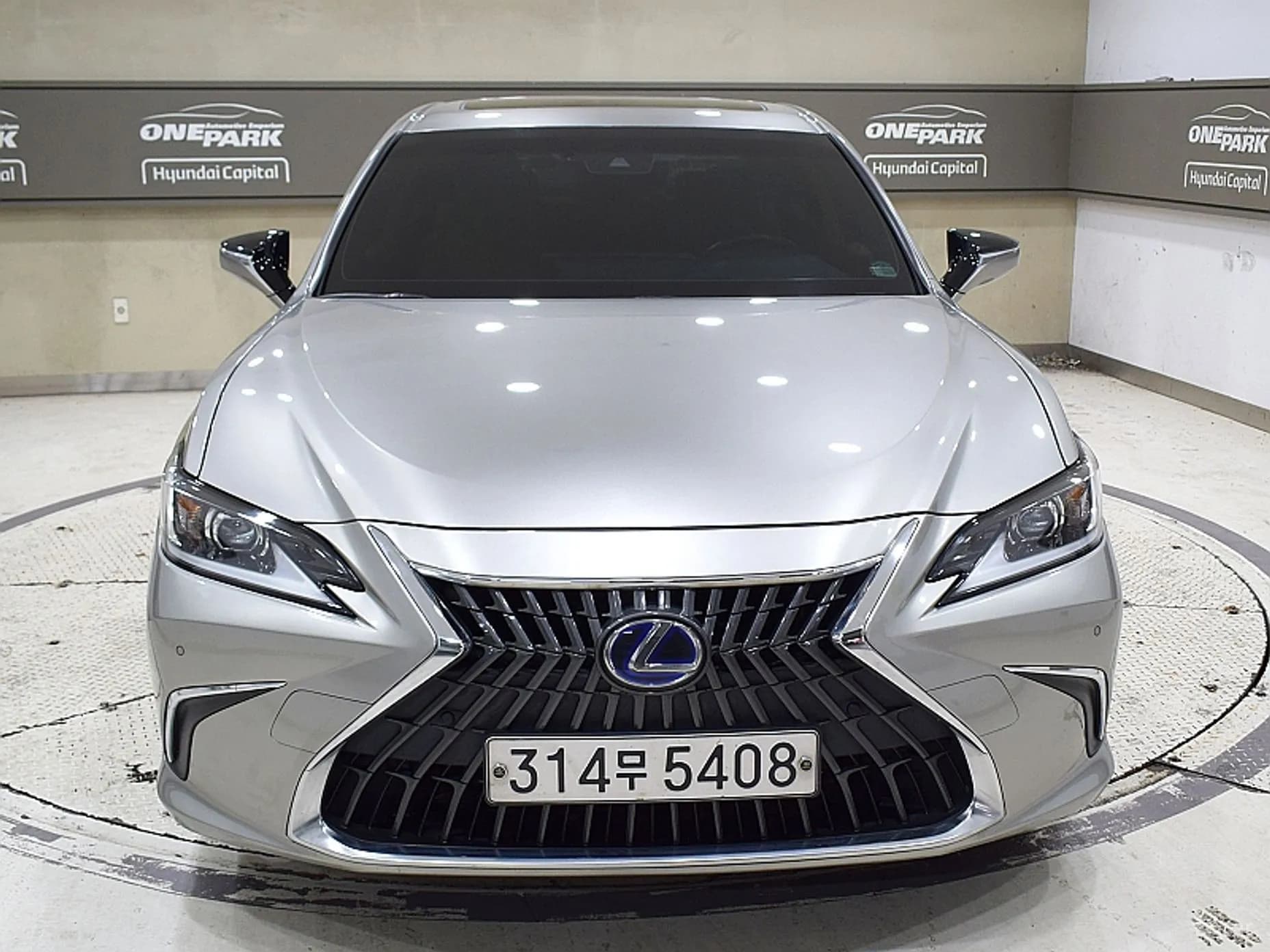 ES300h 7th Generation