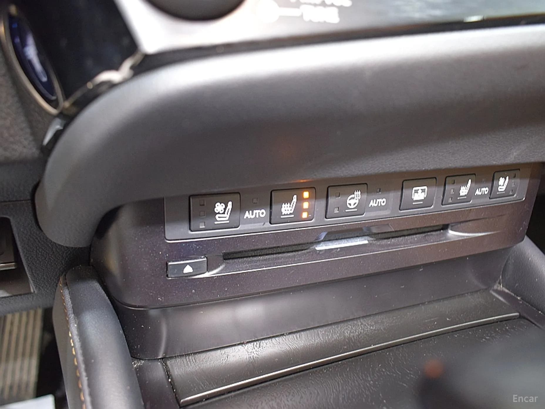 ES300h 7th Generation