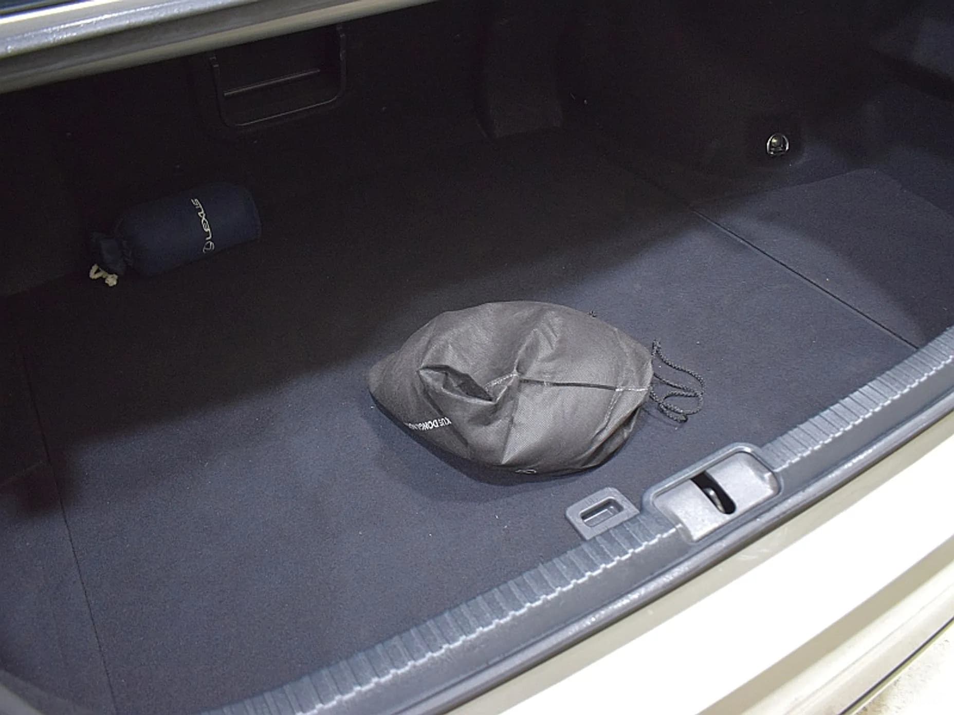 ES300h 7th Generation