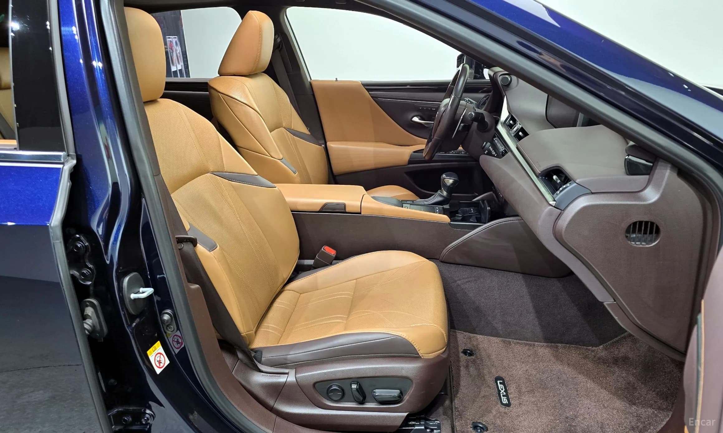 ES300h 7th Generation