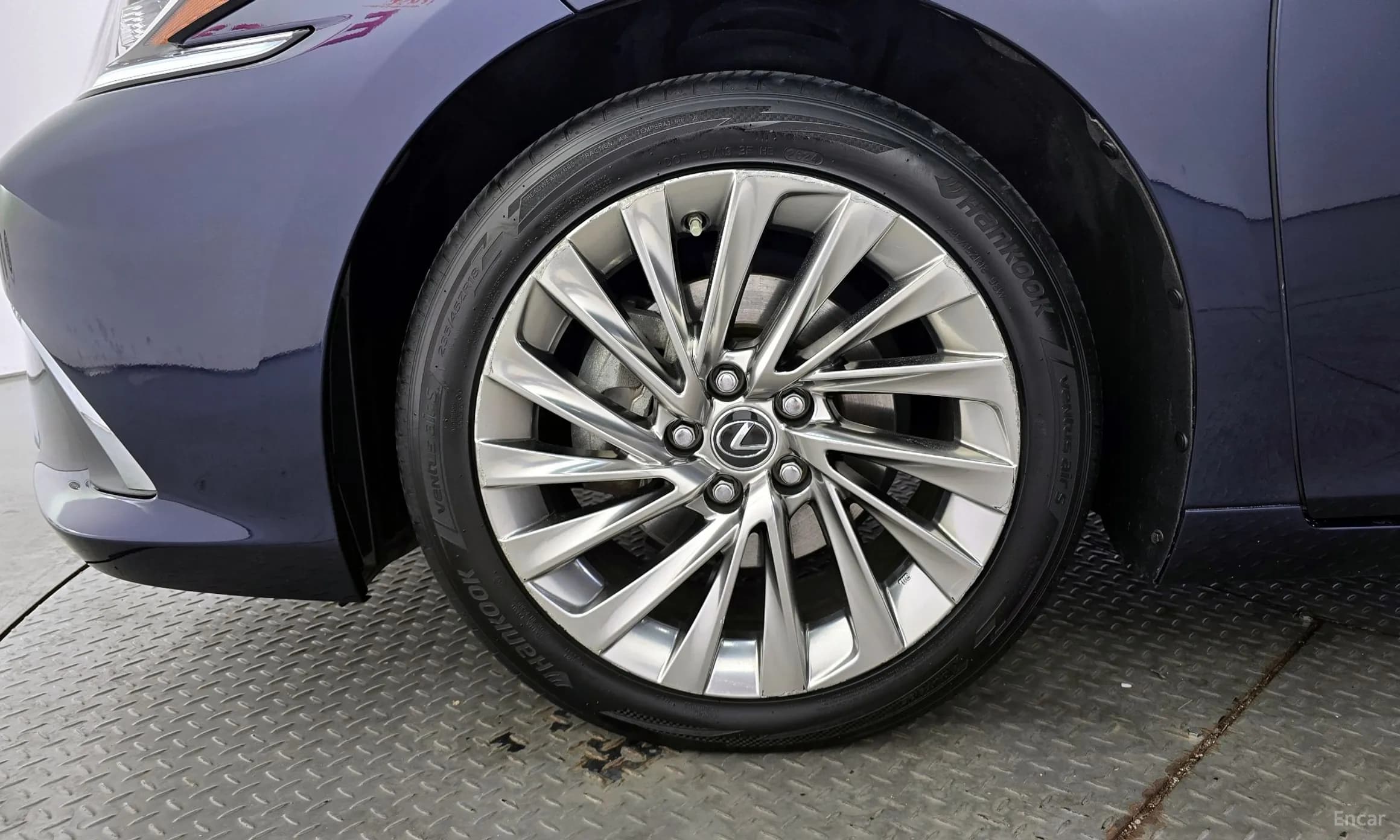 ES300h 7th Generation