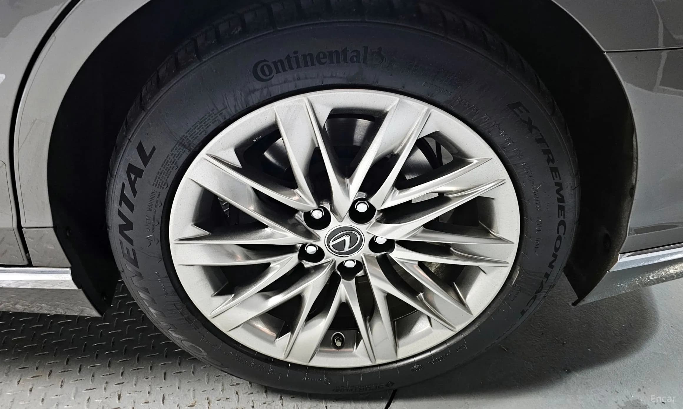 LS500 5th Generation