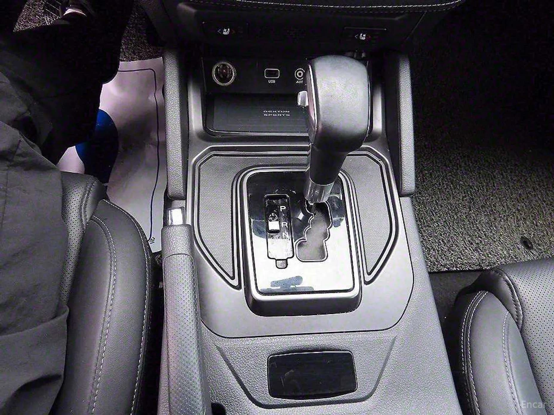 Rexton Sports Khan
