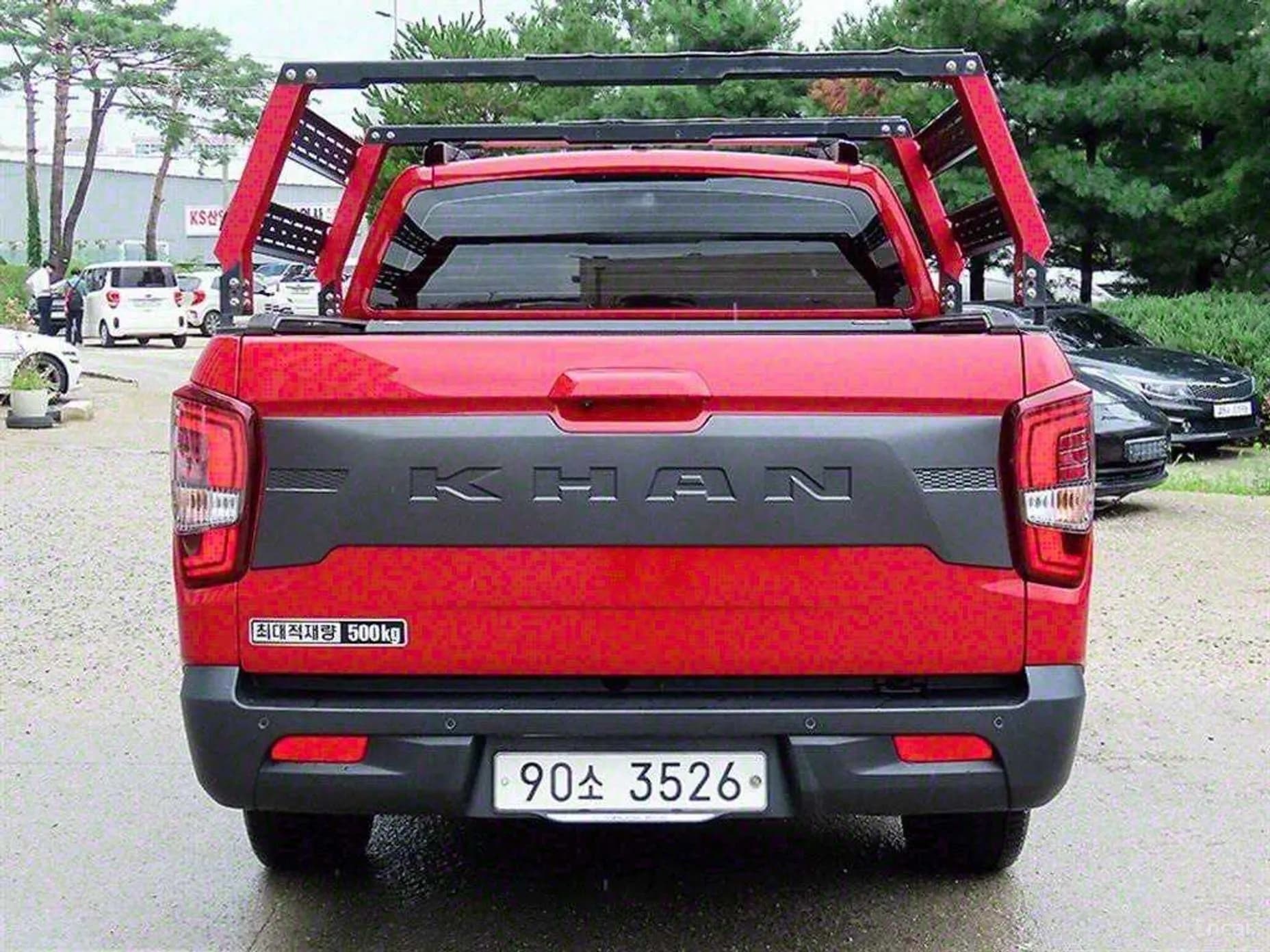 Rexton Sports Khan