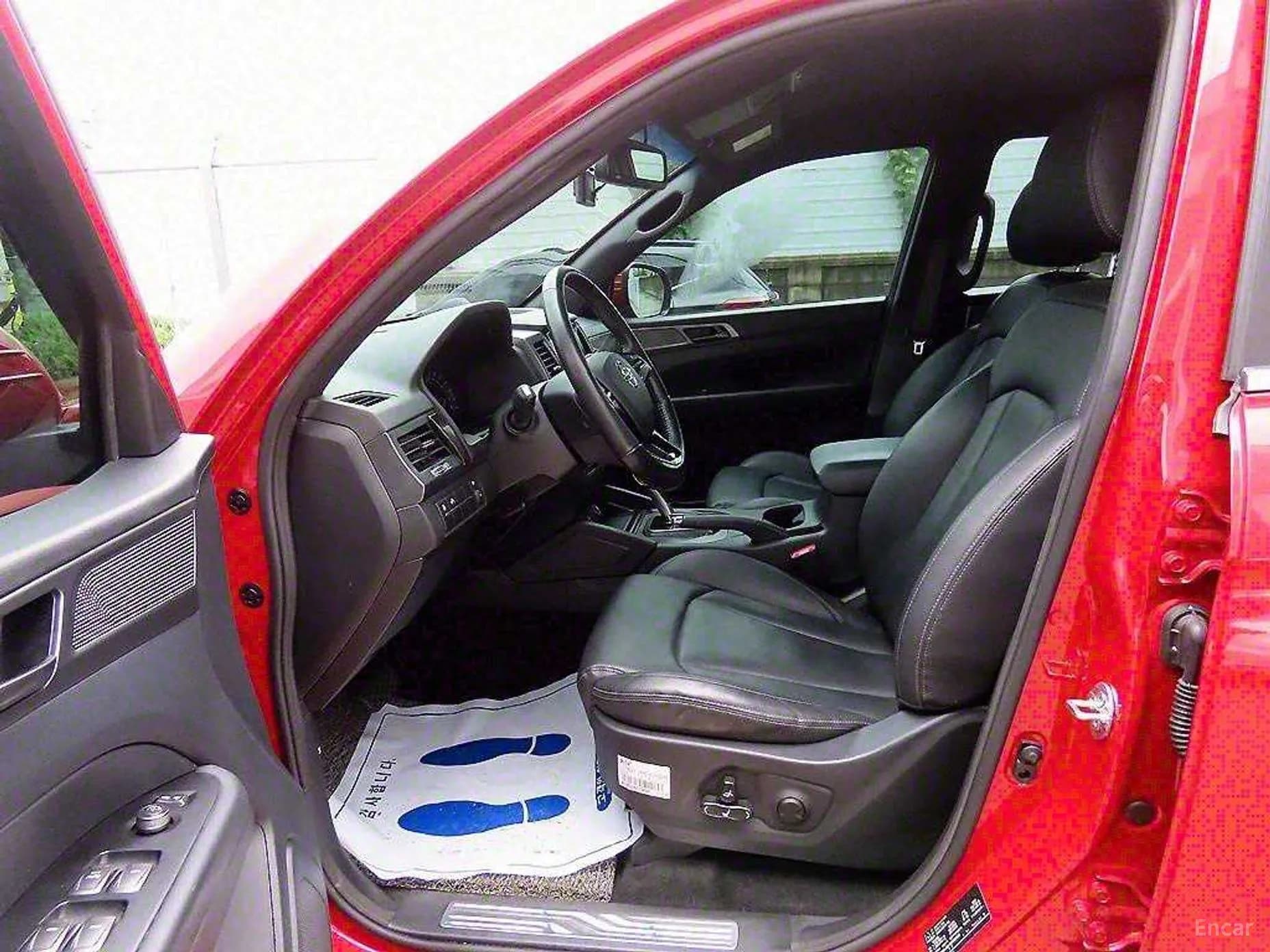 Rexton Sports Khan