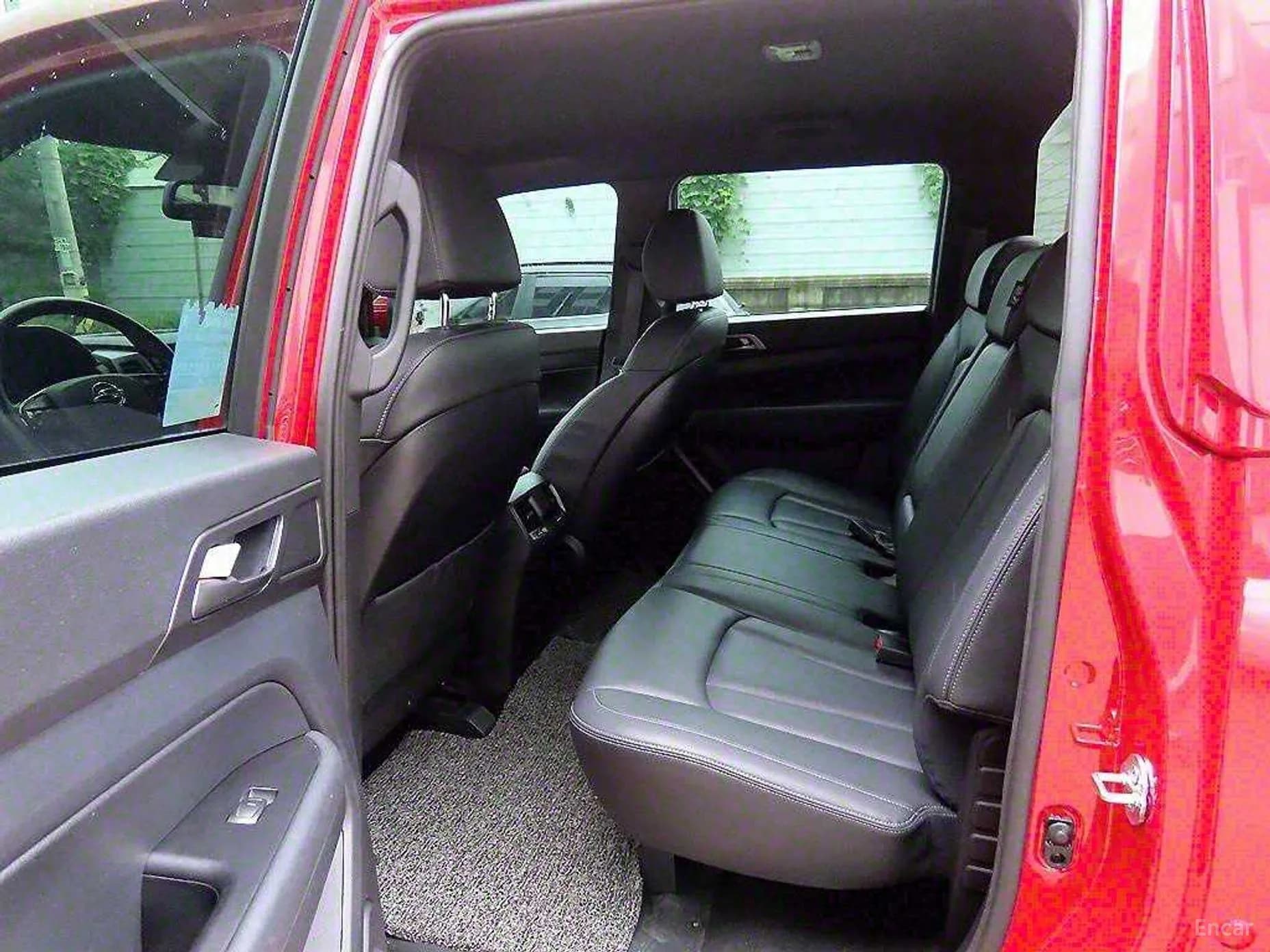 Rexton Sports Khan