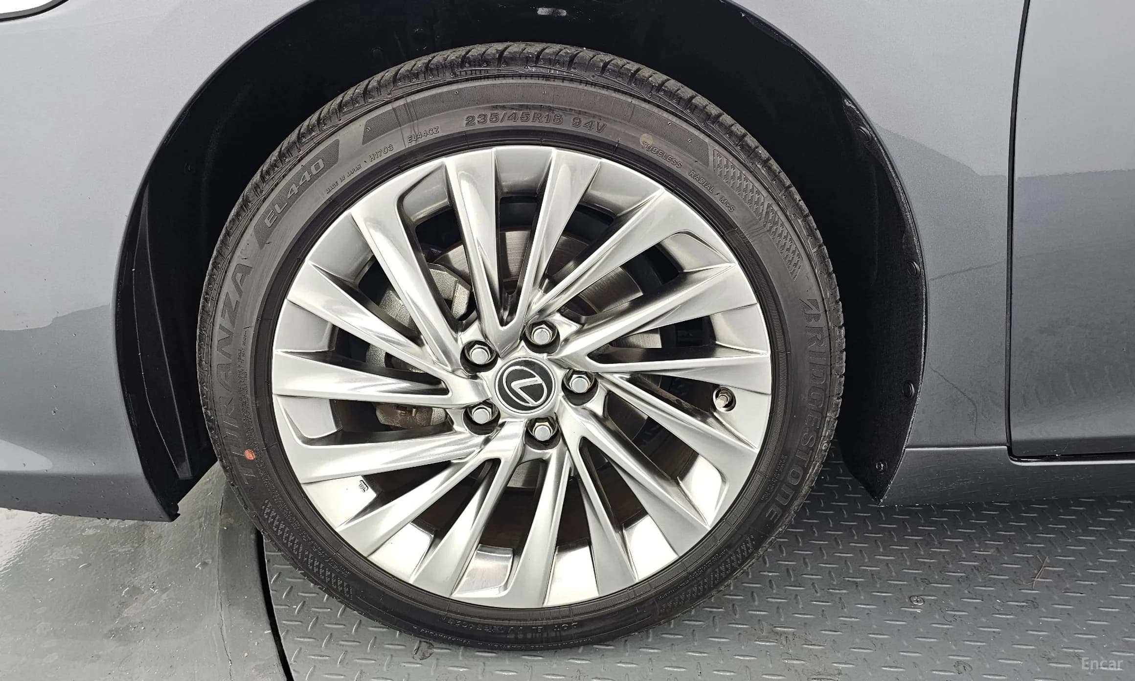 ES300h 7th Generation