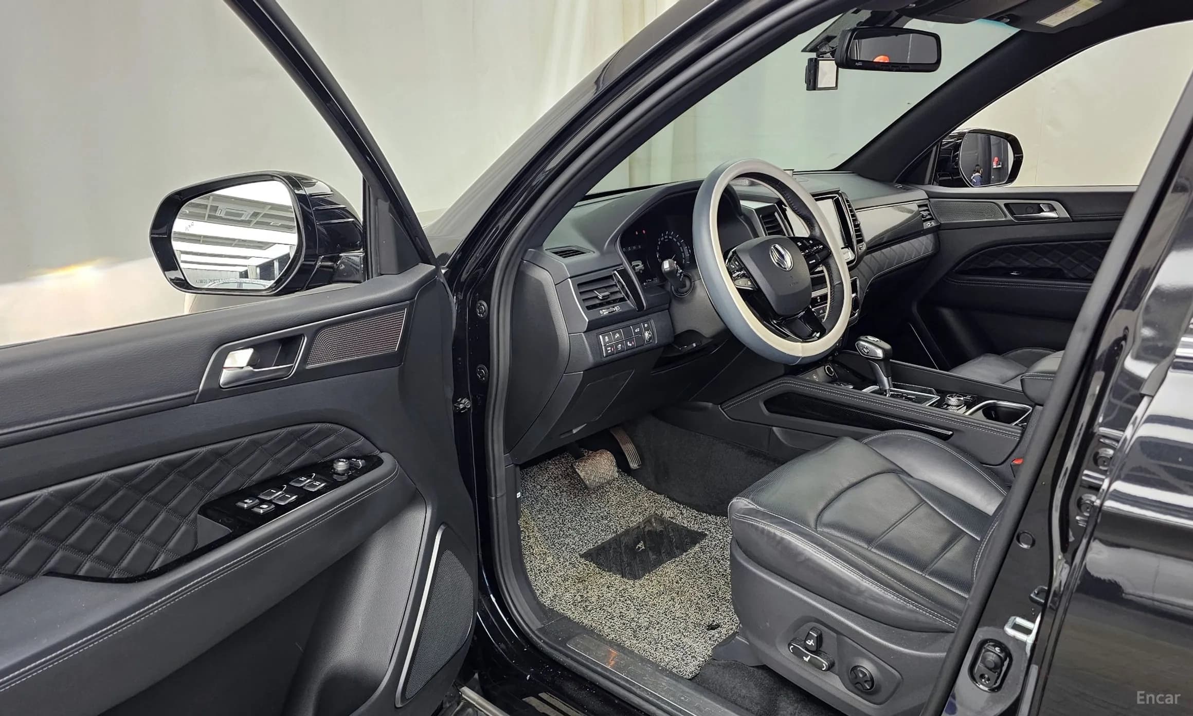 G4 Rexton