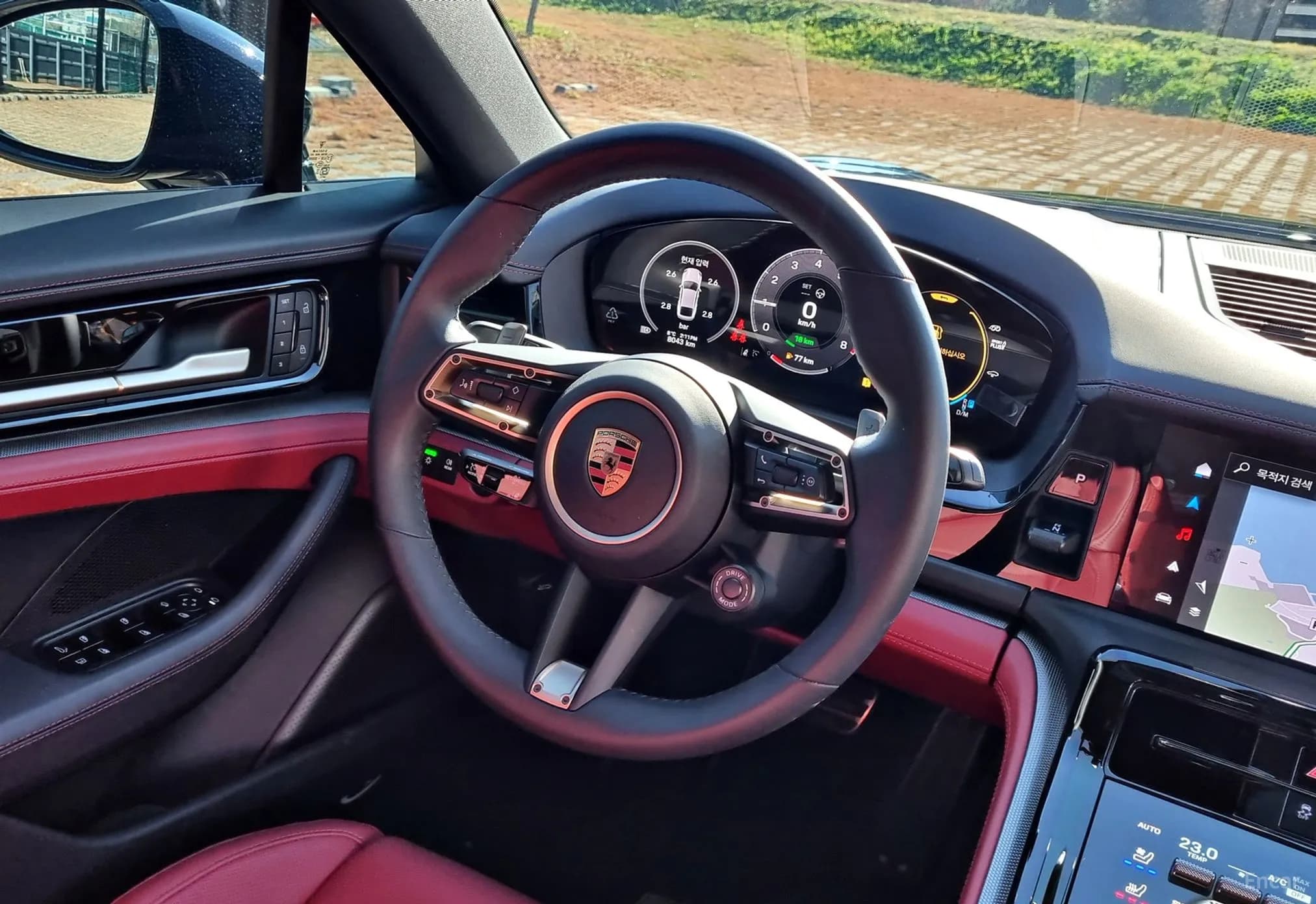 Panamera (976)