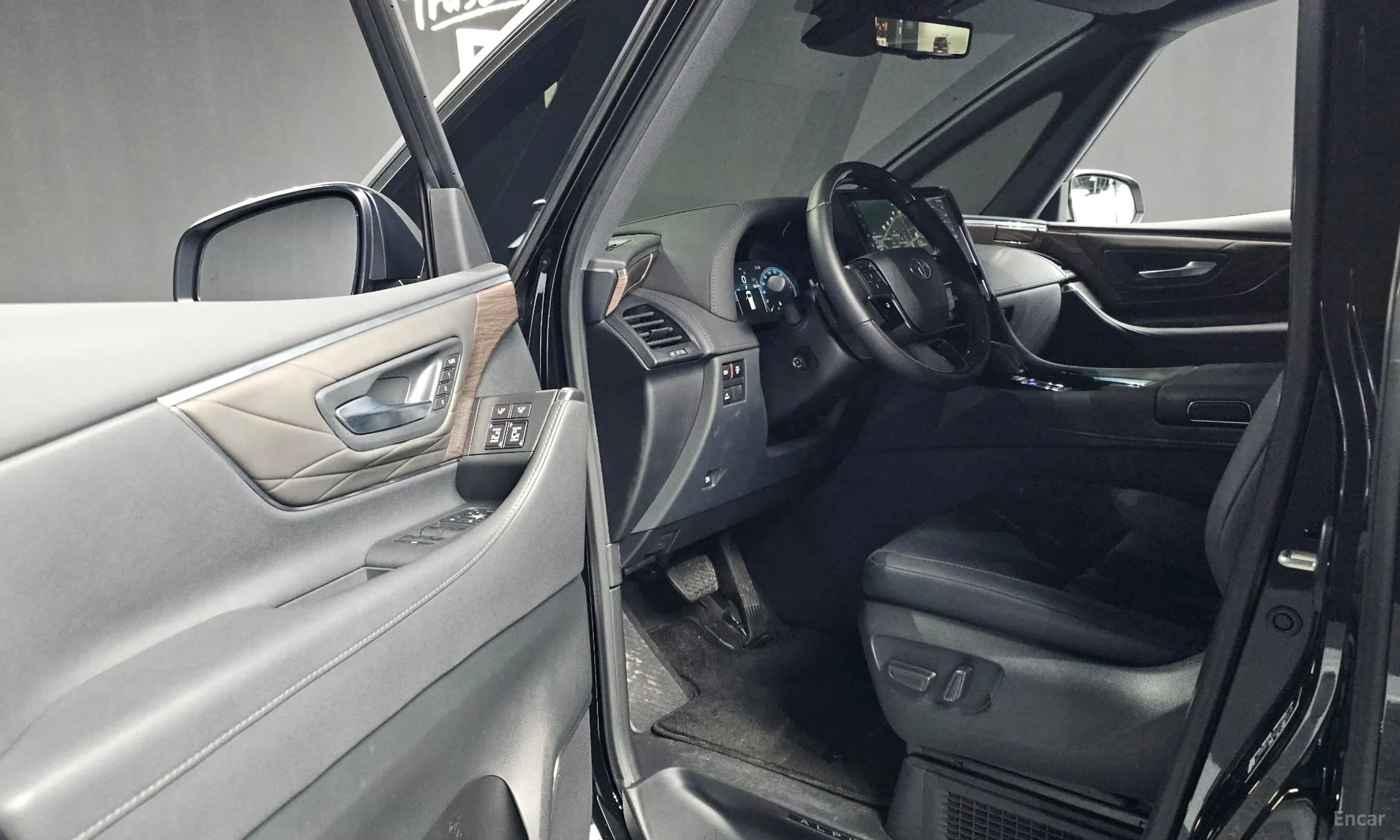 Alphard 4th Generation