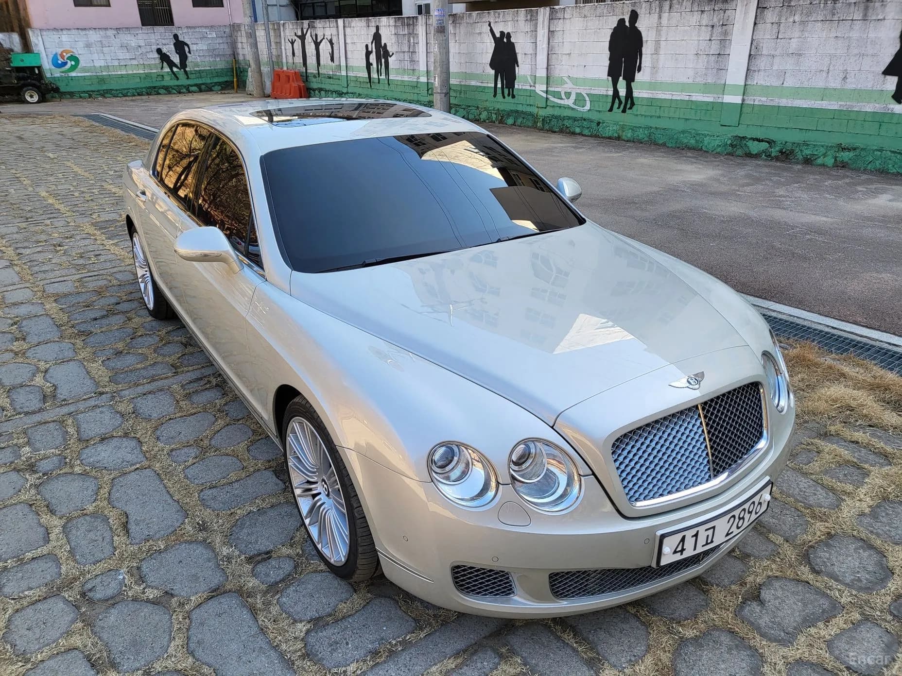 Flying Spur Gen 1