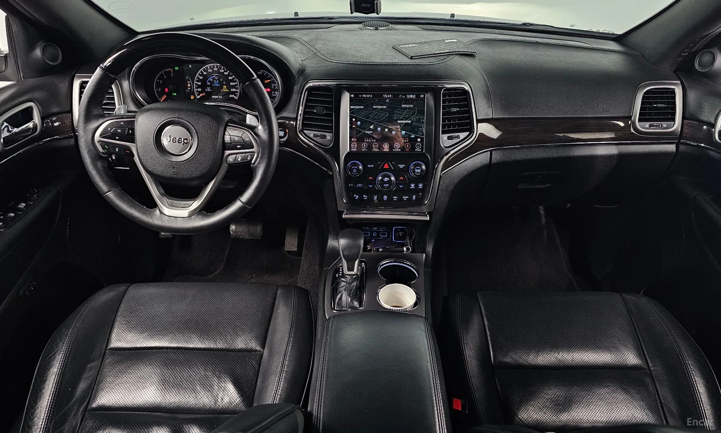 Grand Cherokee