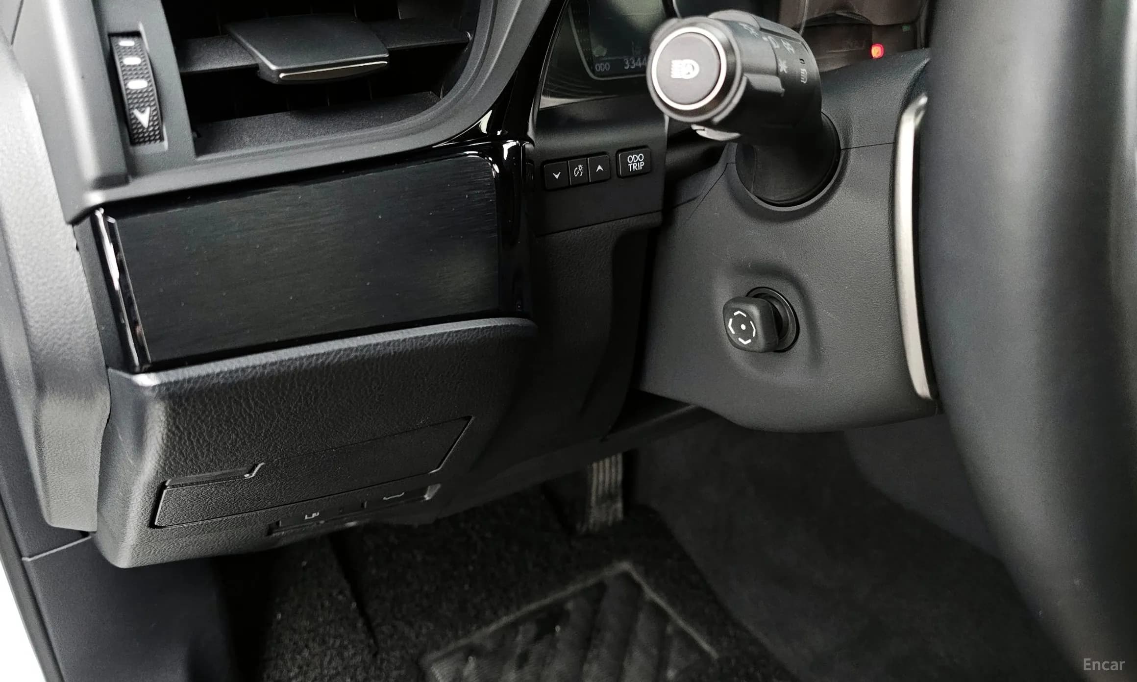 ES300h 7th Generation