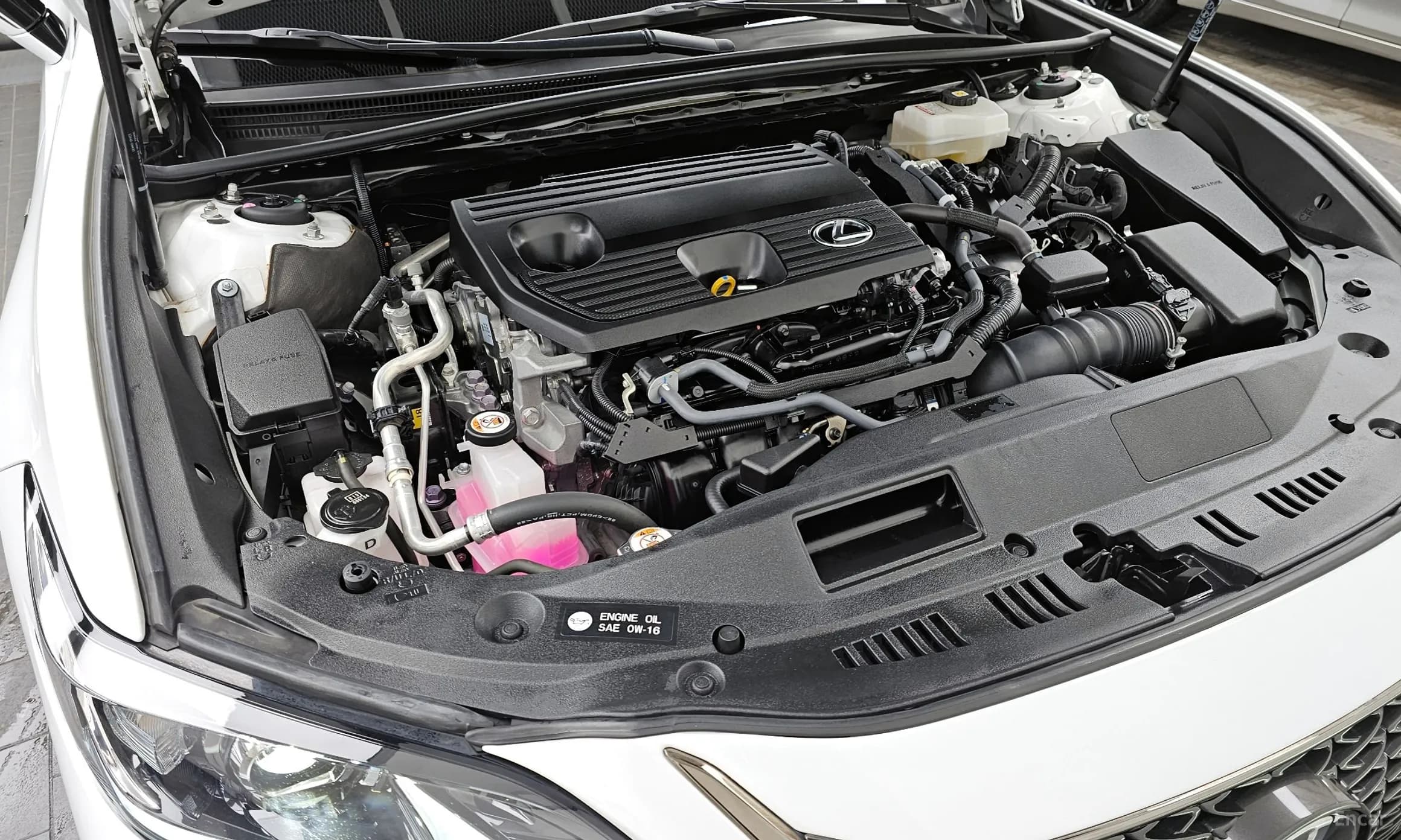 ES300h 7th Generation