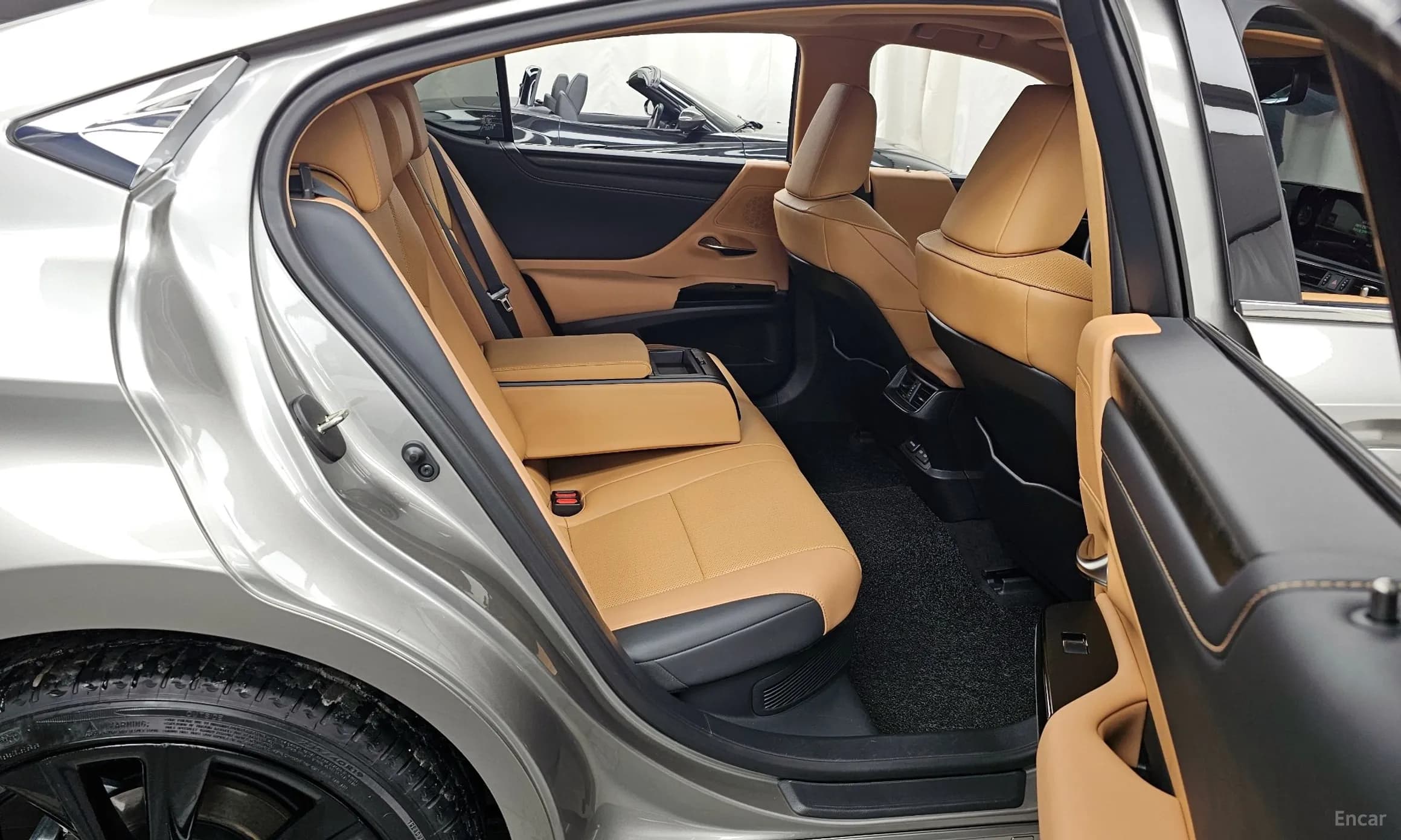 ES300h 7th Generation