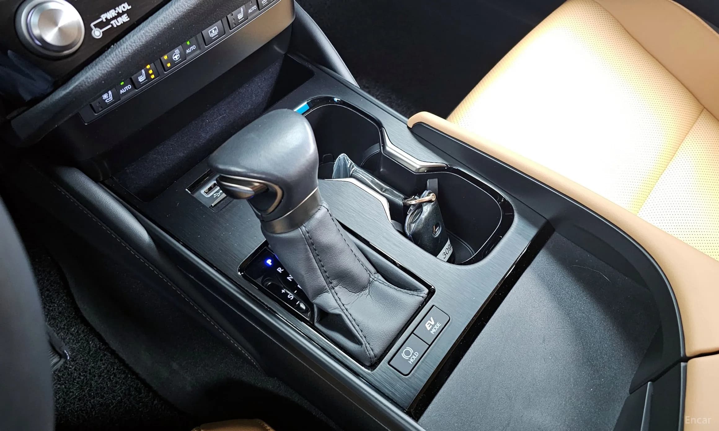 ES300h 7th Generation