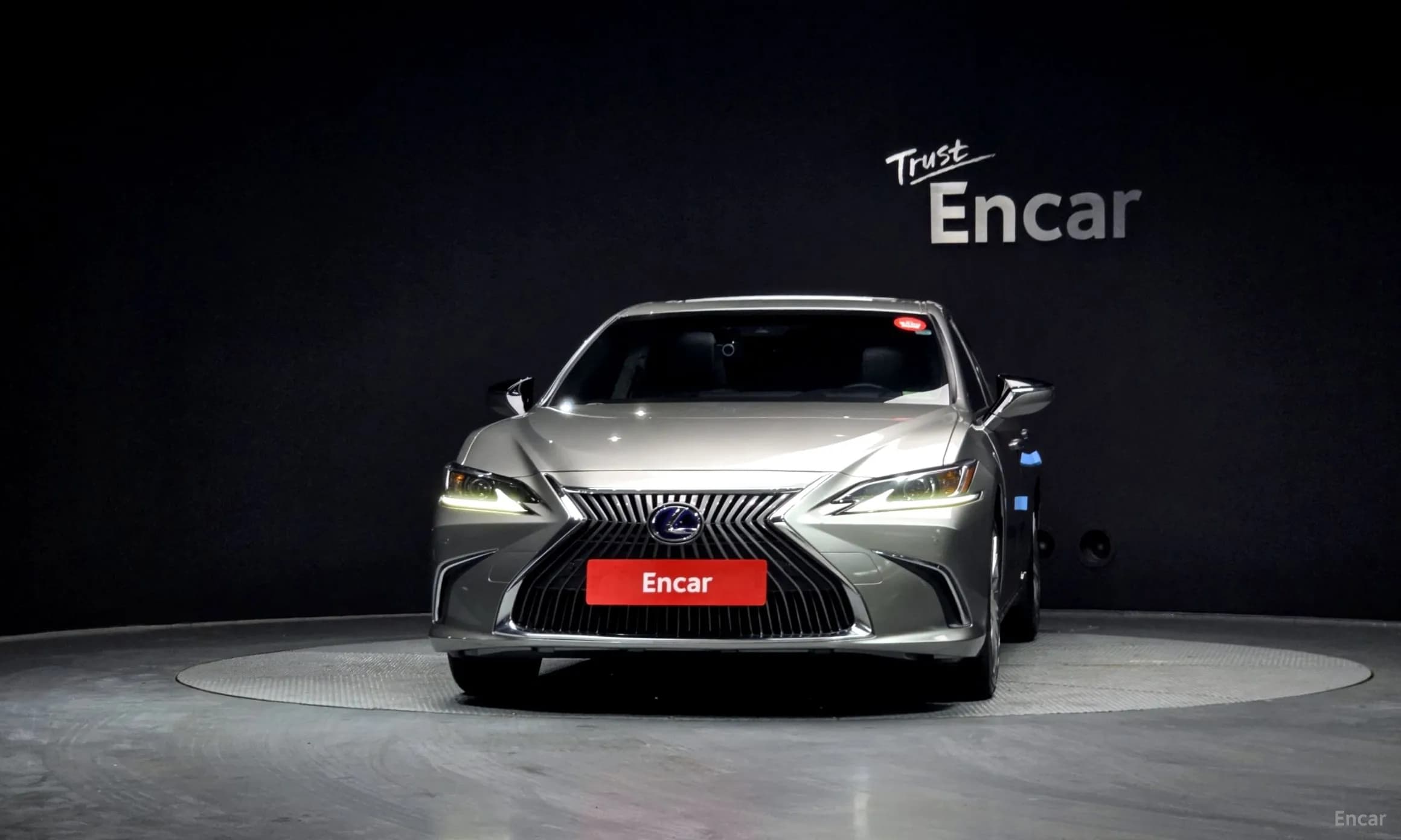 ES300h 7th Generation