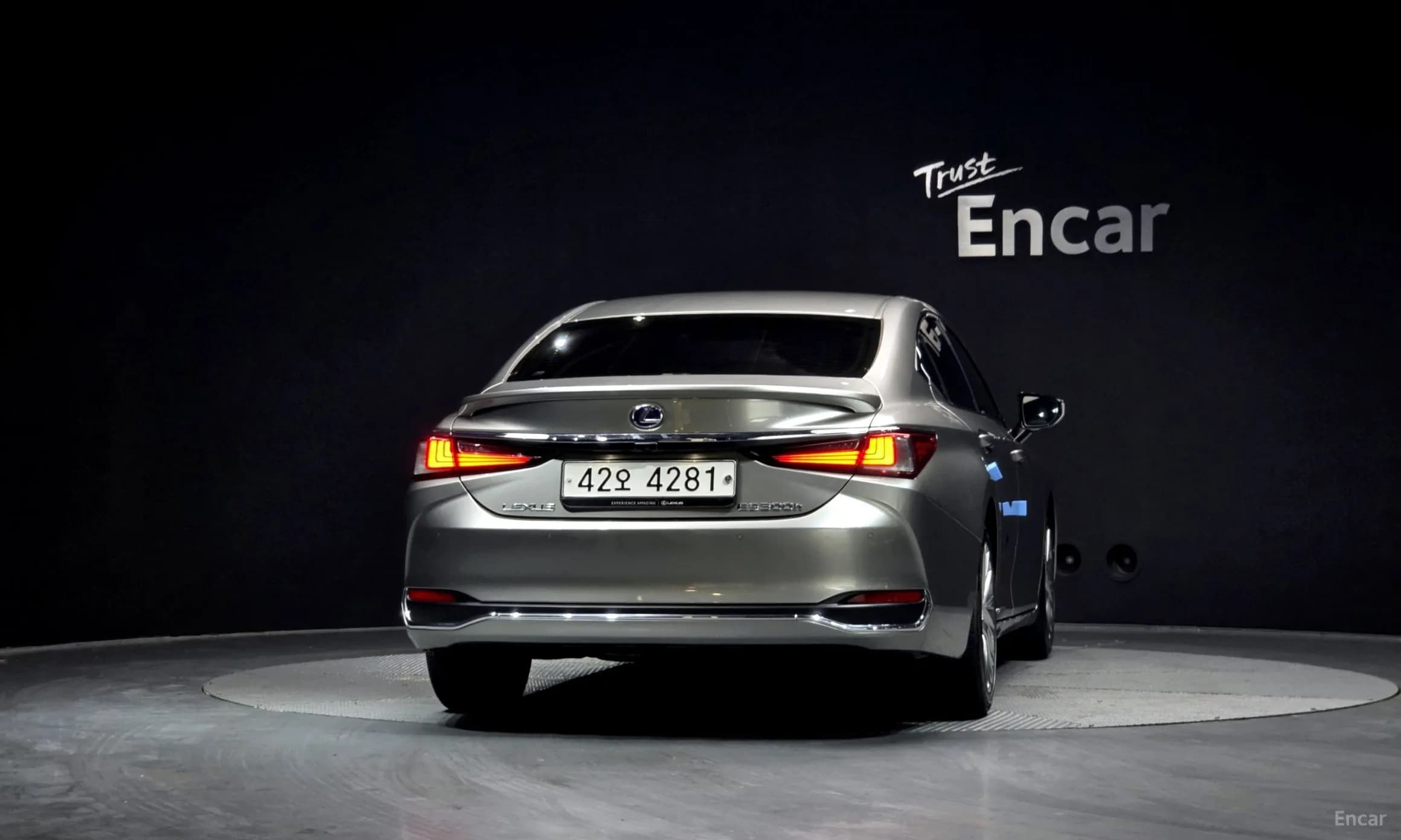 ES300h 7th Generation