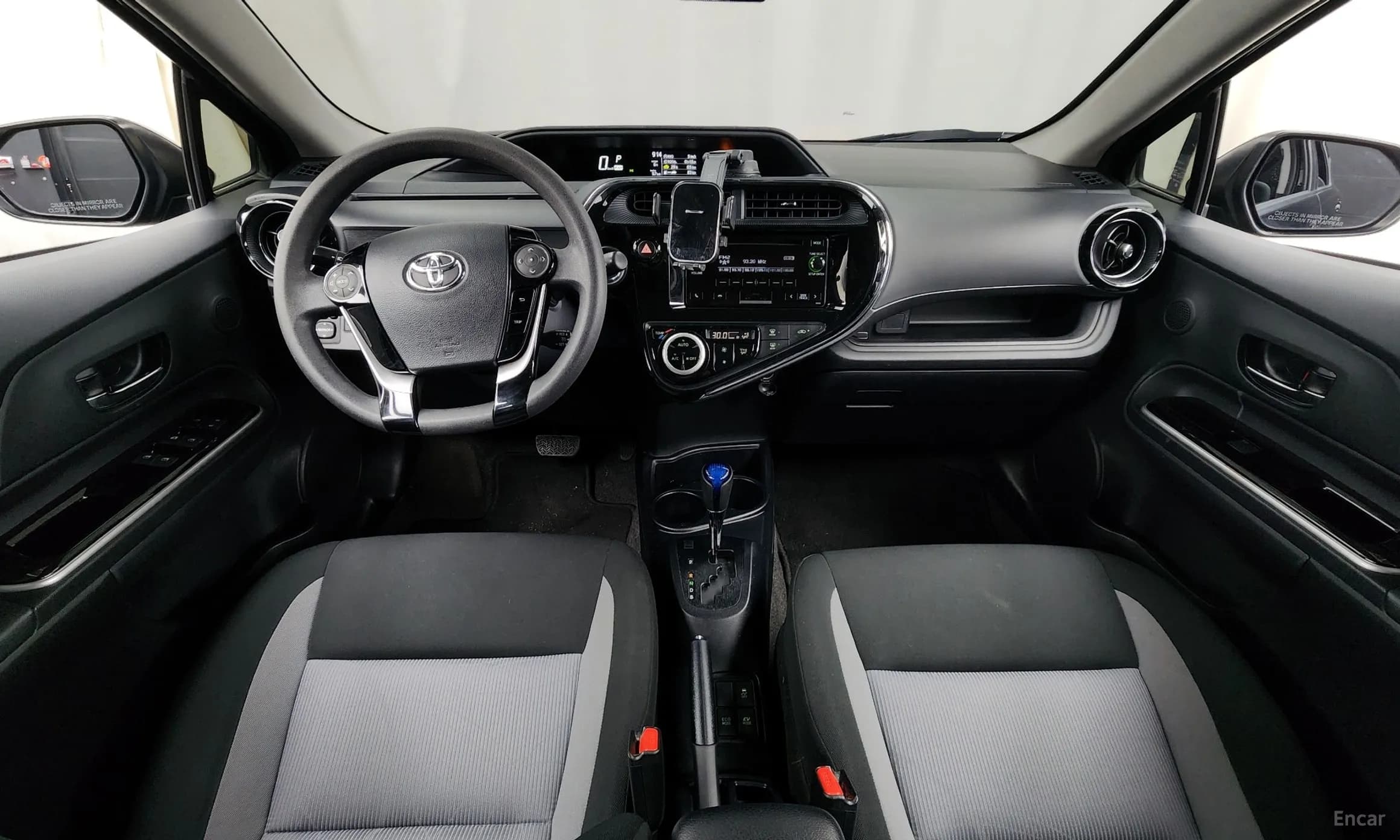 Prius C