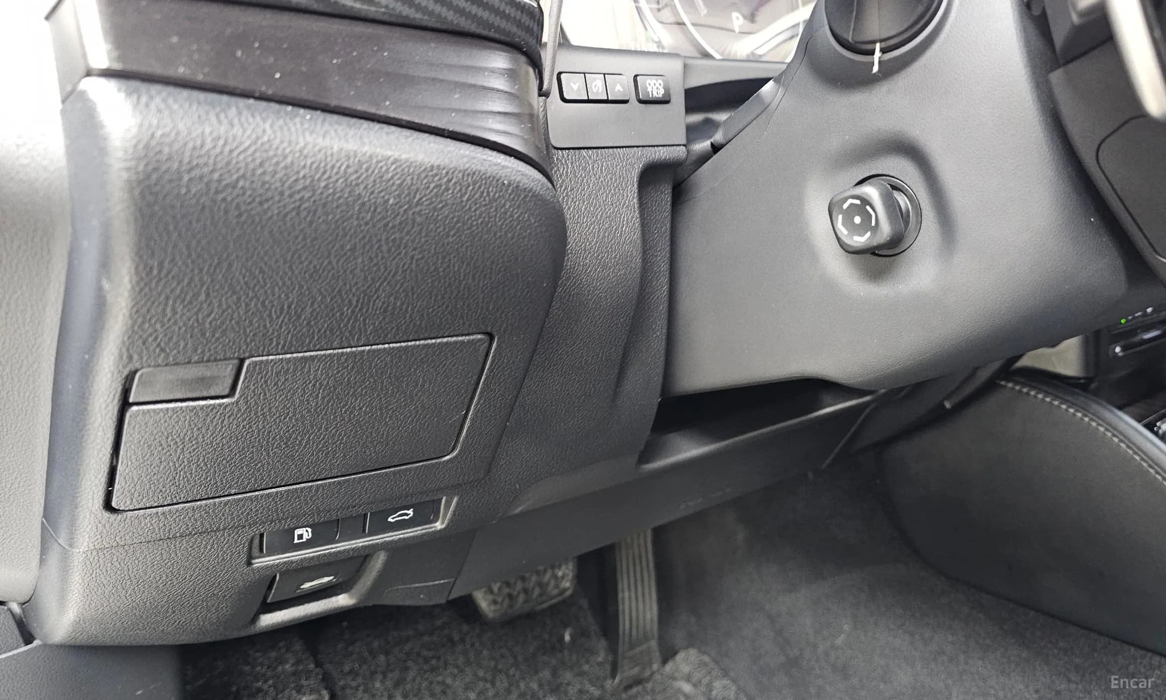 ES300h 7th Generation